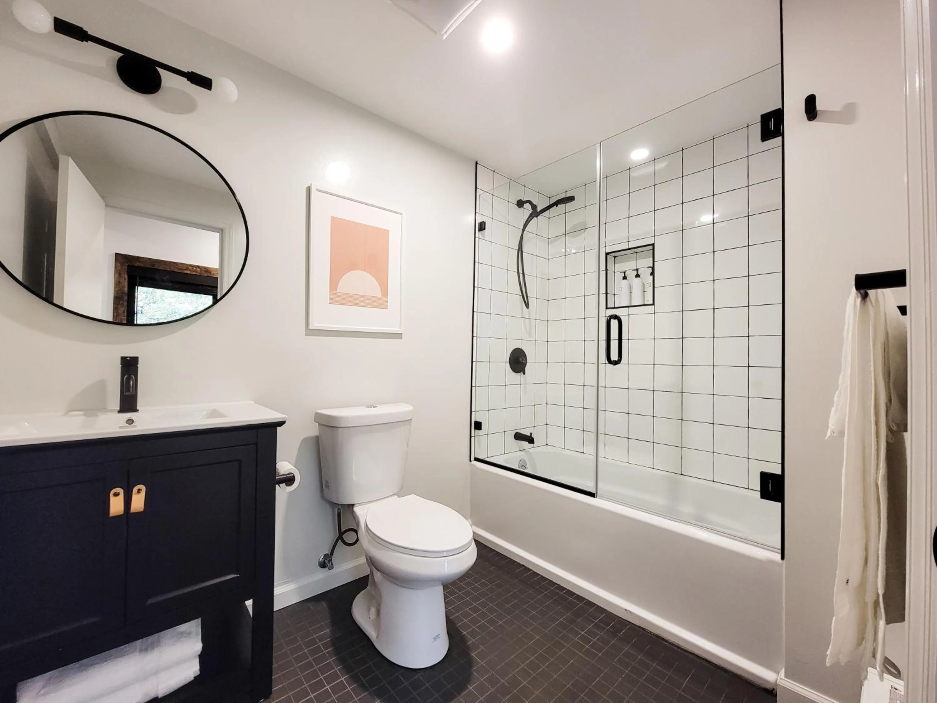 Bathroom in Black Pearl Unit 2 - Lake Placid, Mirror Lake