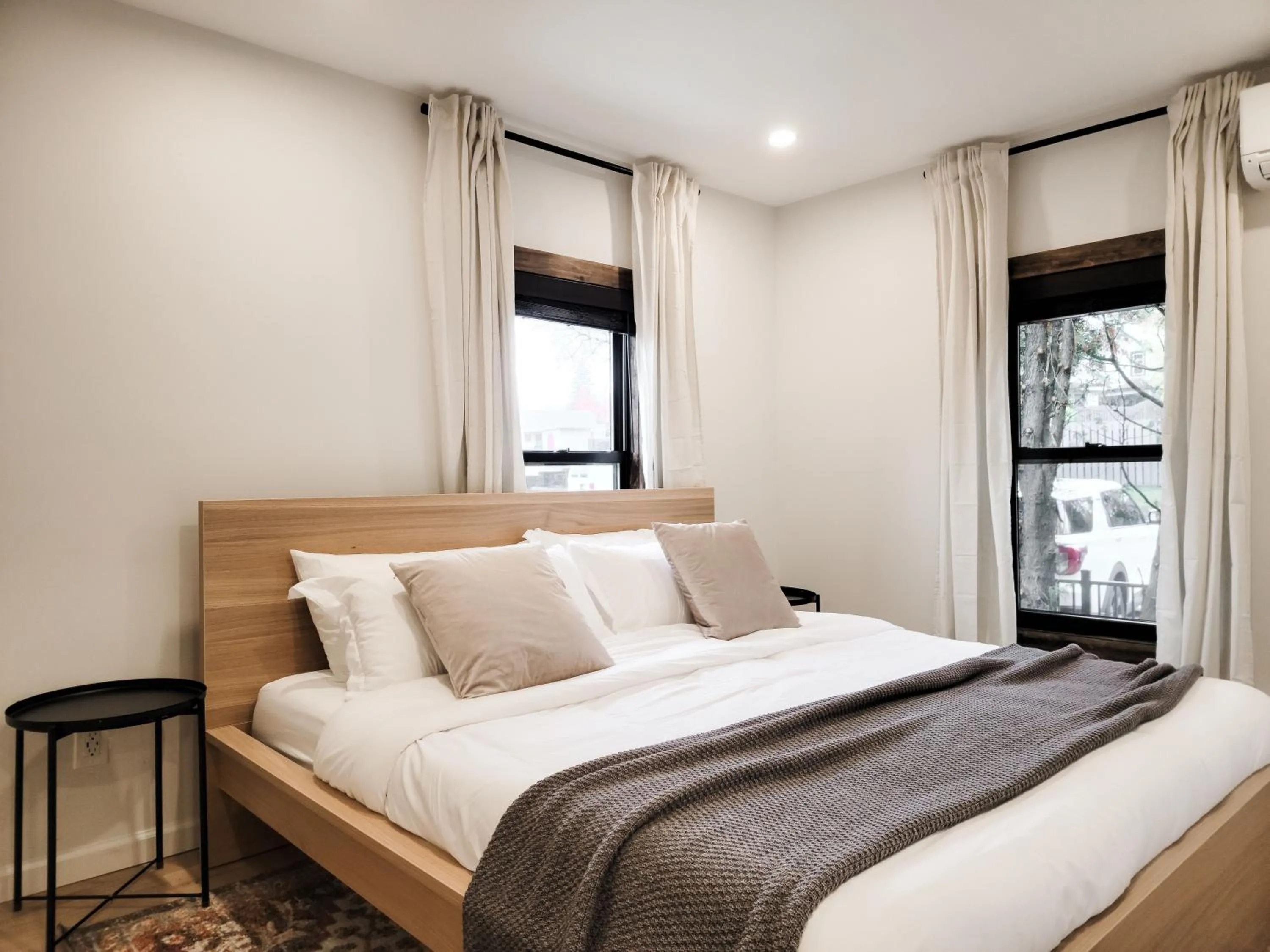 Bed in Black Pearl Unit 2 - Lake Placid, Mirror Lake