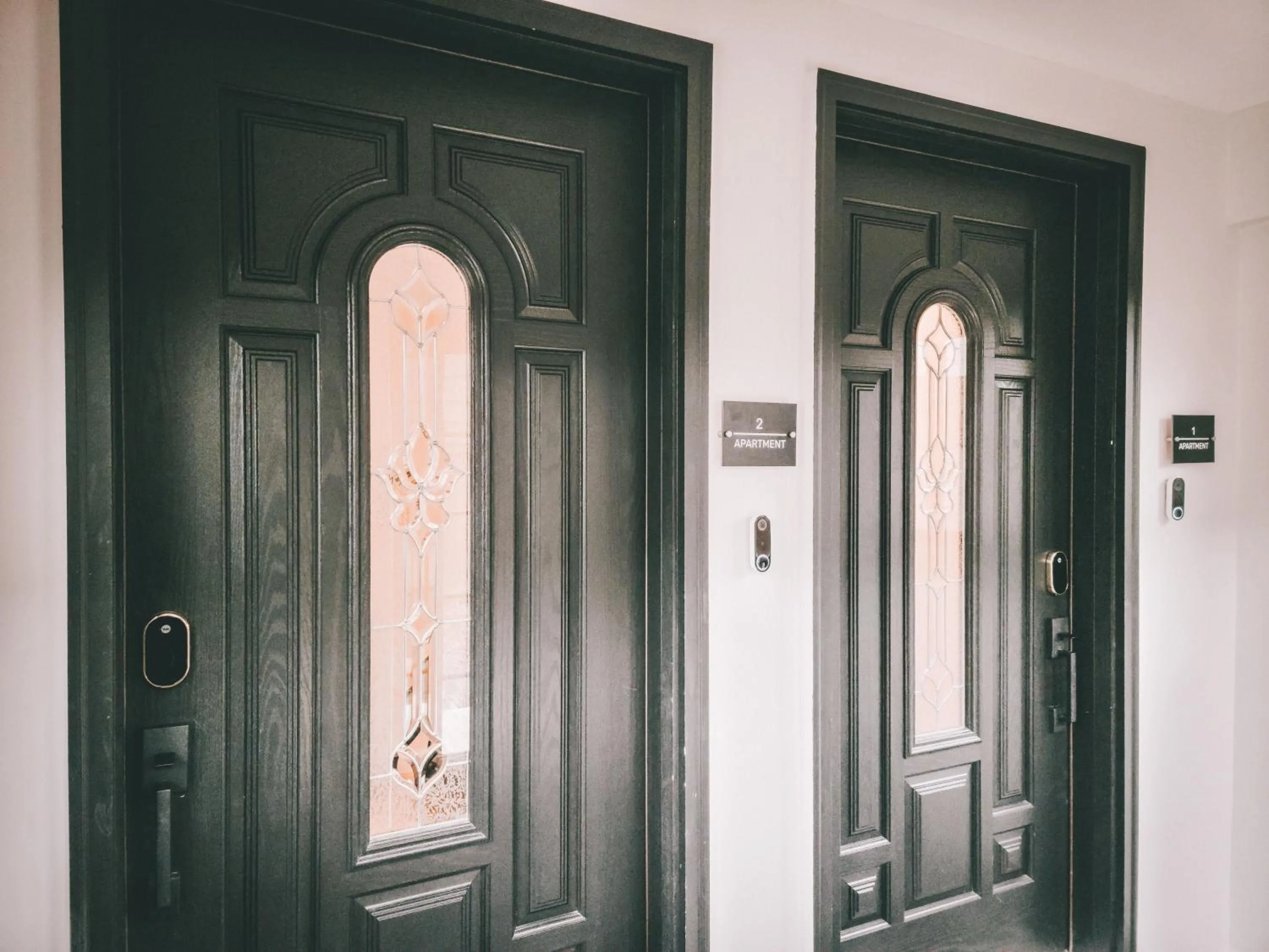 Facade/entrance in Black Pearl Unit 2 - Lake Placid, Mirror Lake