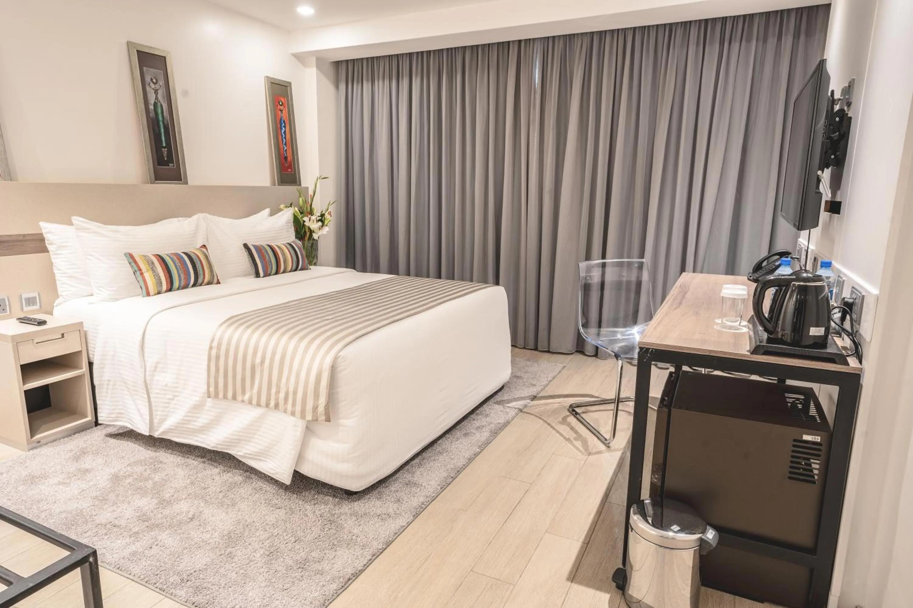 Bed in Sarova Imperial Hotel