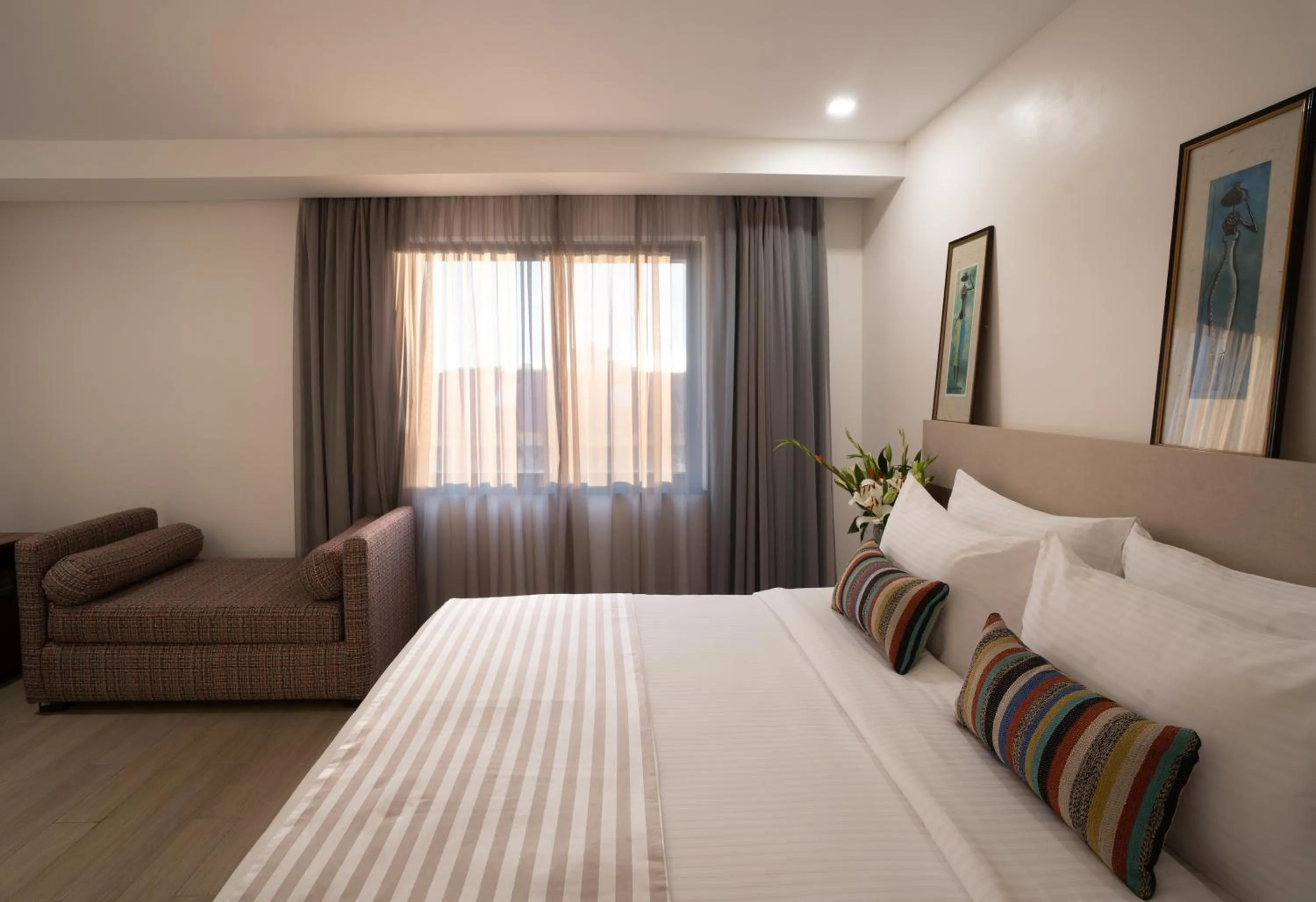 Bed in Sarova Imperial Hotel