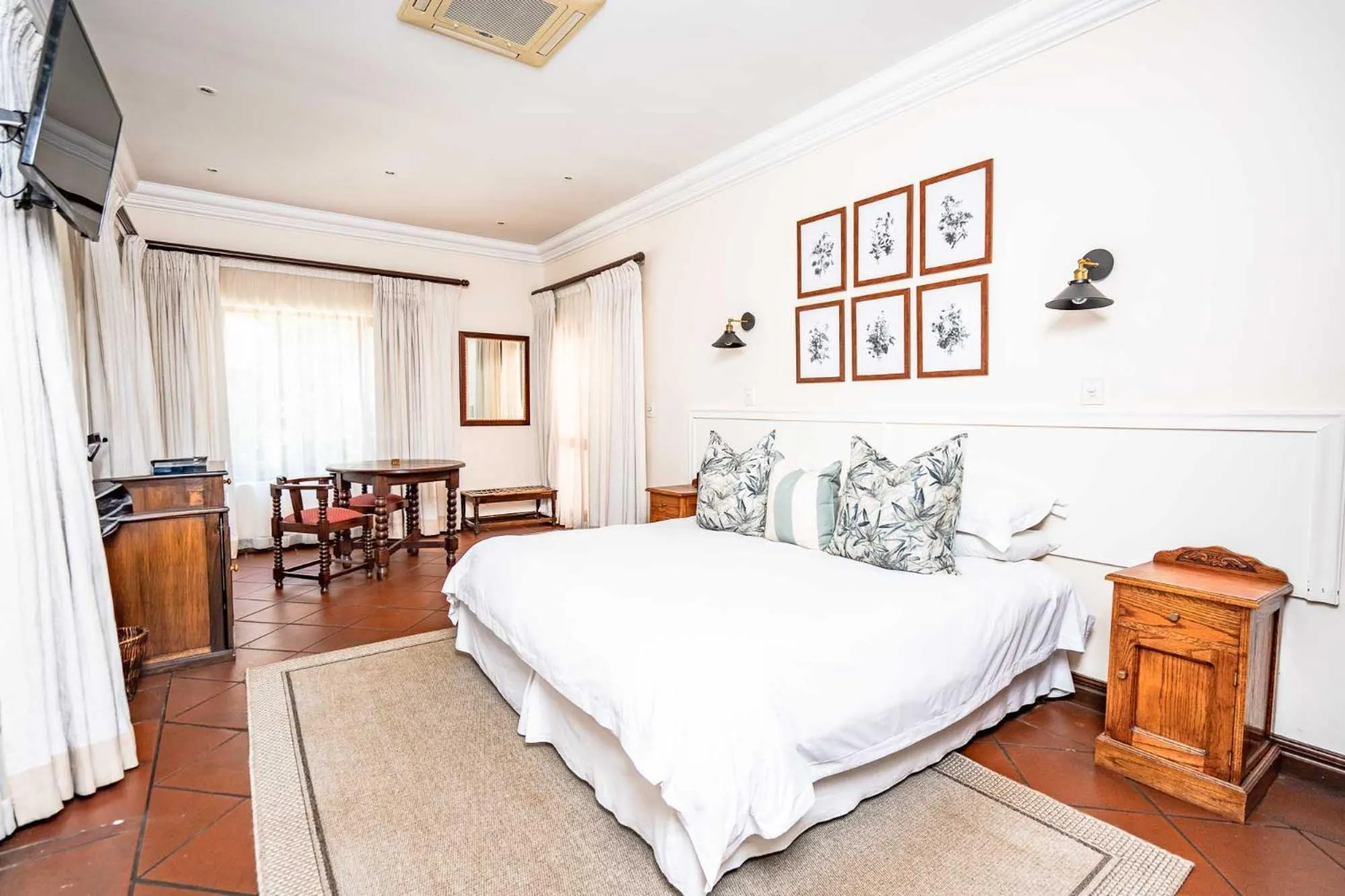 Bed in Budmarsh Country Lodge