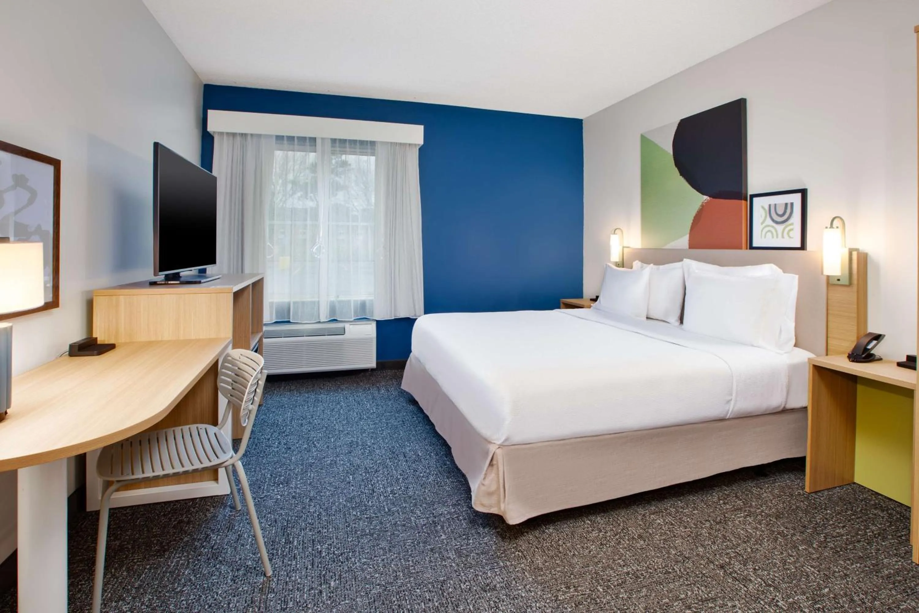 Bedroom, Bed in Spark by Hilton Walker Grand Rapids North