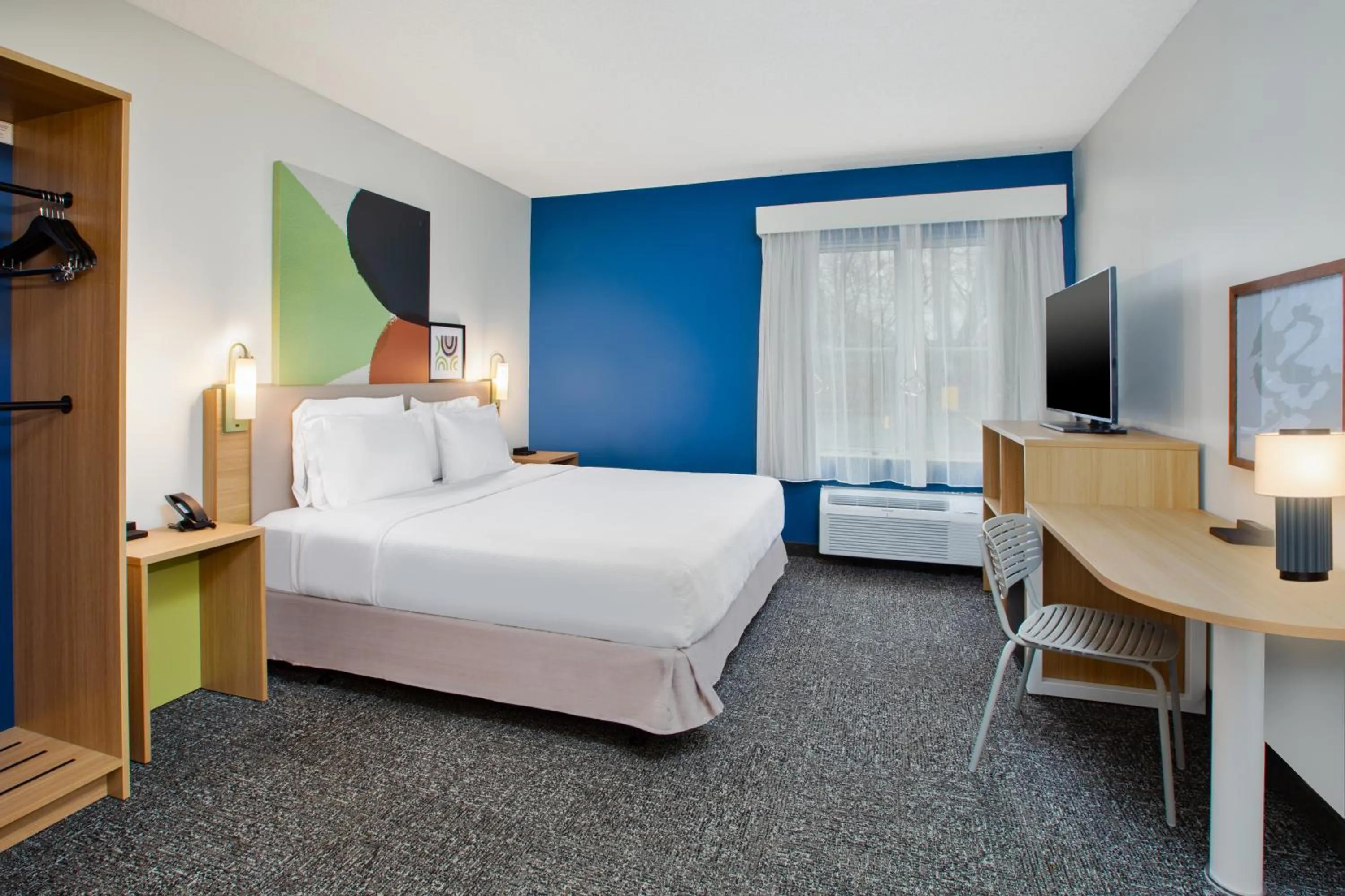 air conditioner, Bed in Spark by Hilton Walker Grand Rapids North