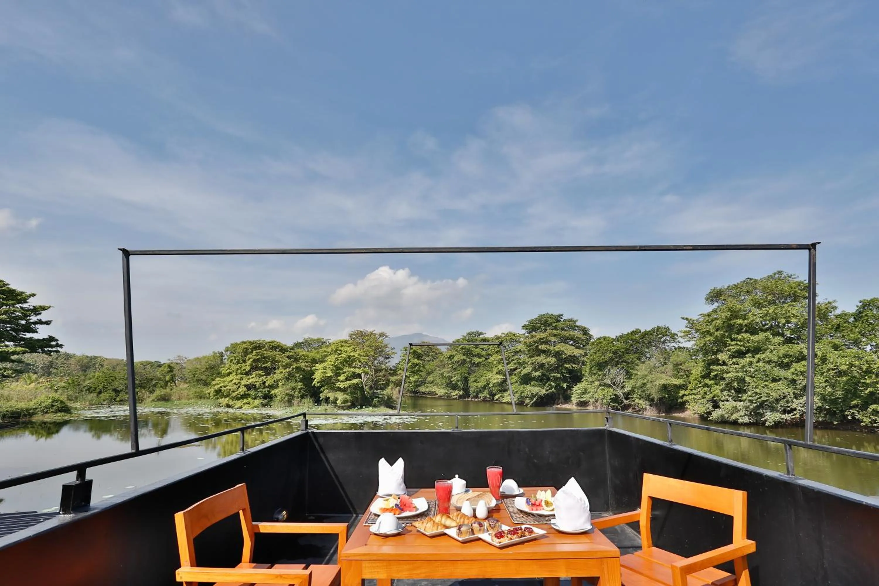 Balcony/Terrace in Kalundewa Retreat