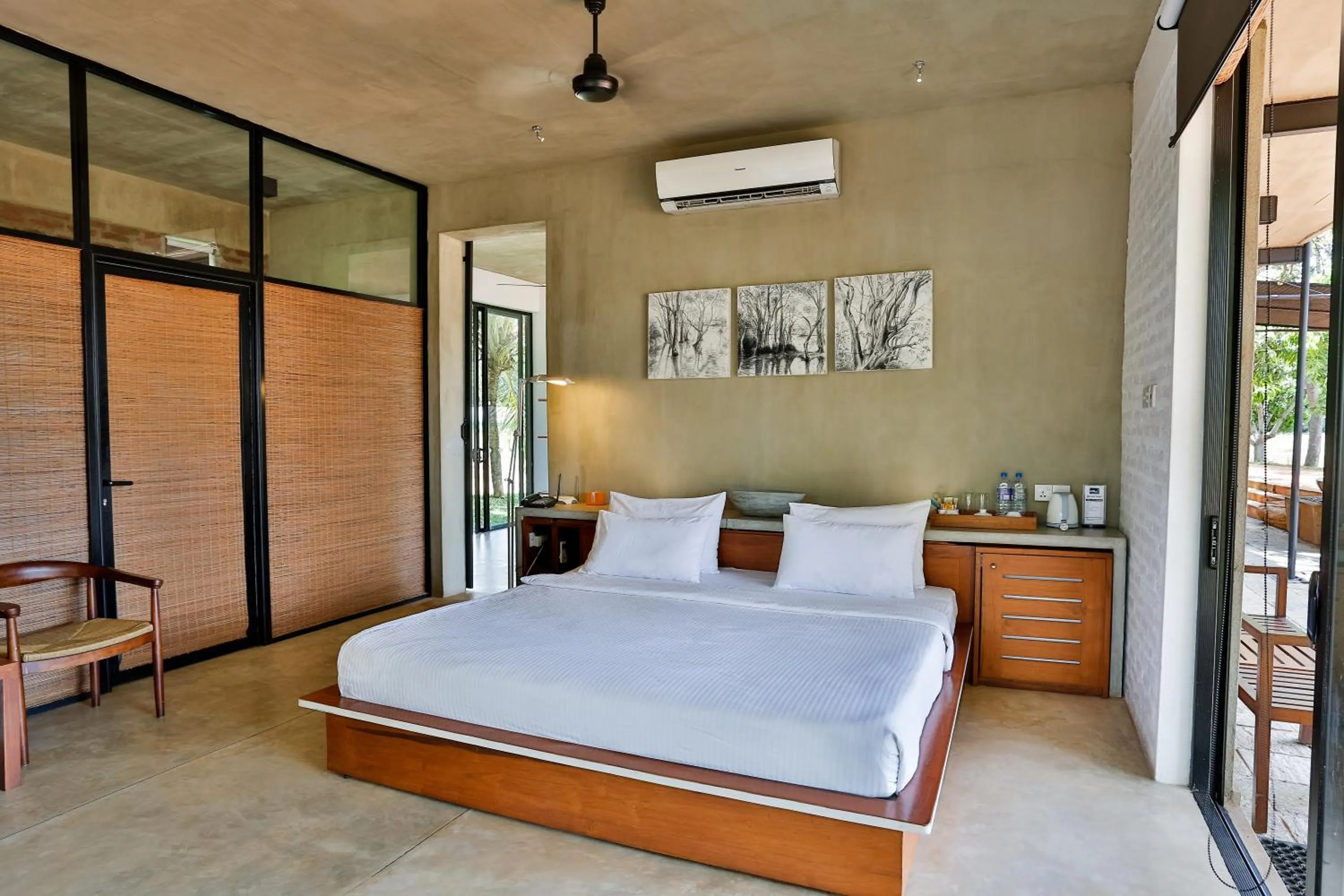 Bed in Kalundewa Retreat