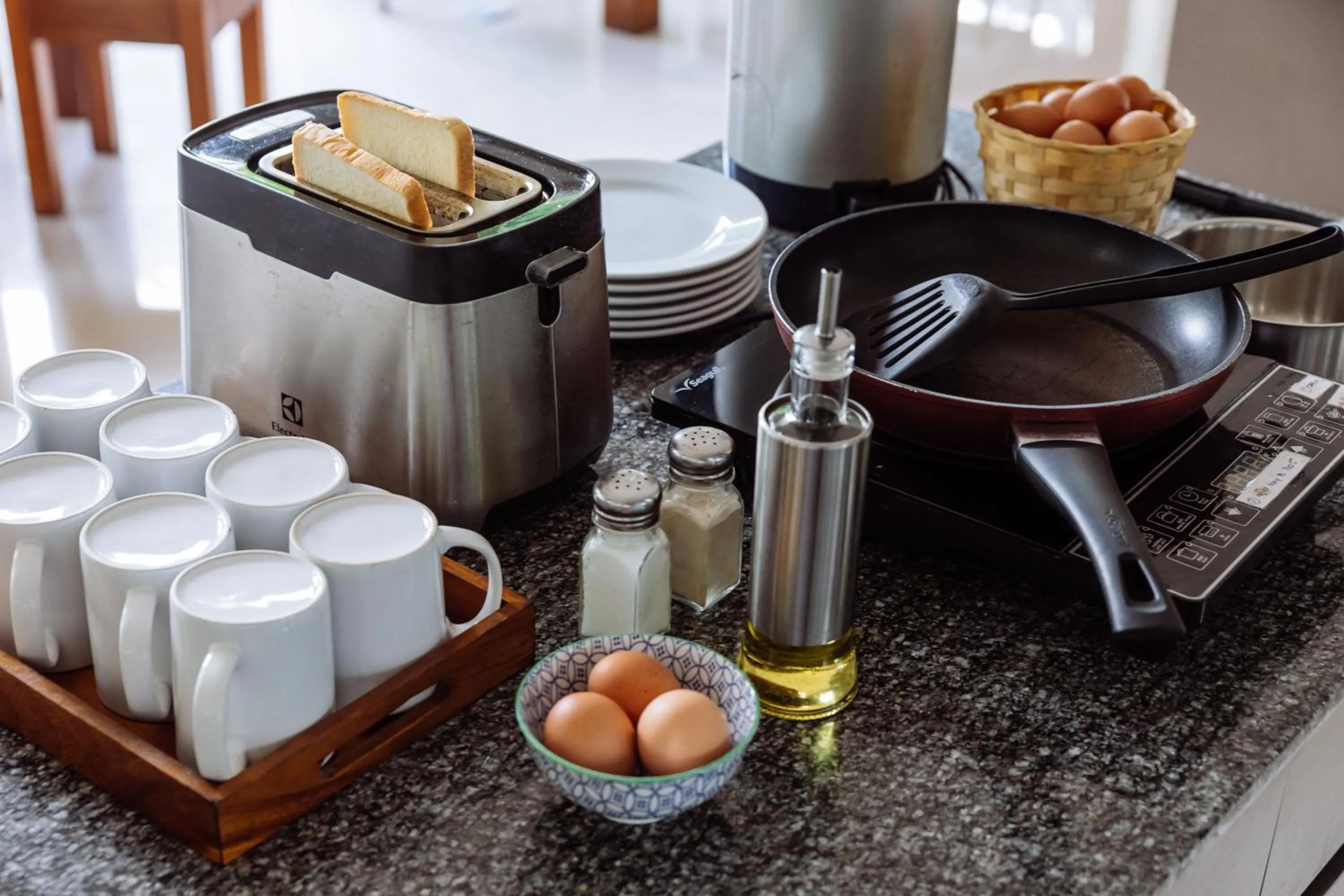 Restaurant/places to eat in Siamaze Hostel