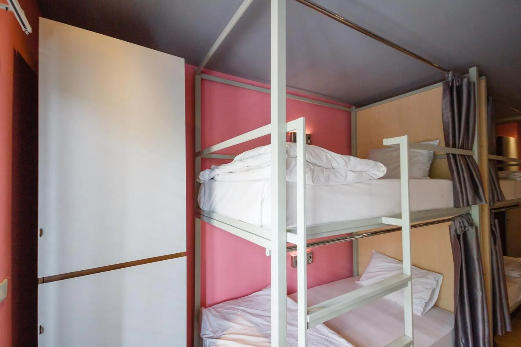bunk bed, Bed in Siamaze Hostel