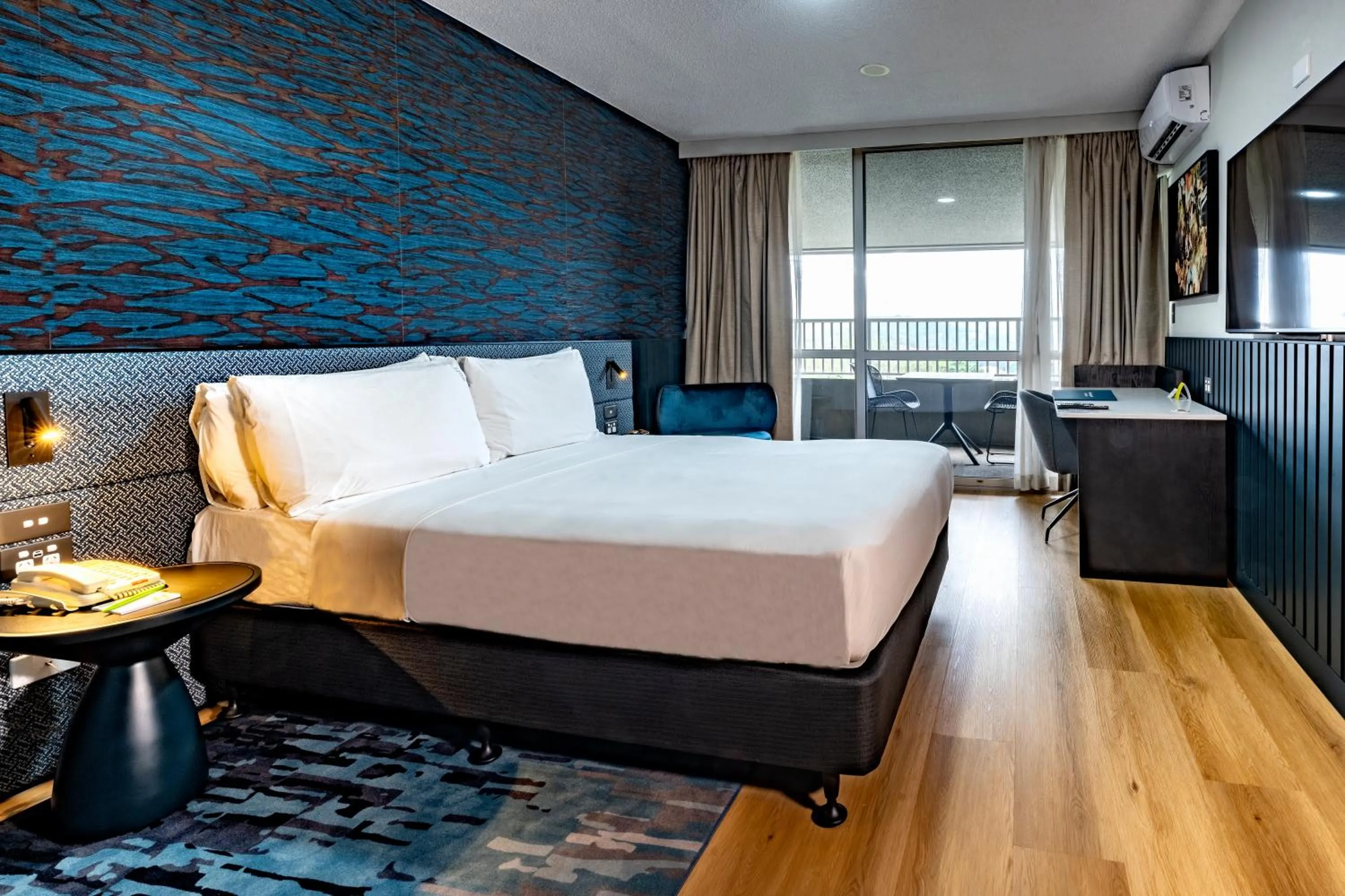 Bed in Holiday Inn & Suites Port Moresby by IHG