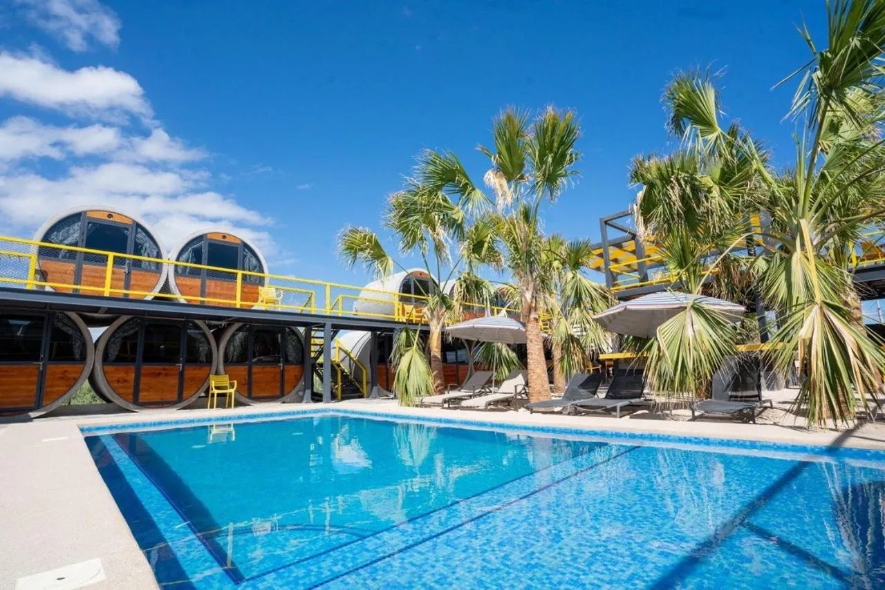 Swimming pool in ChangoMango