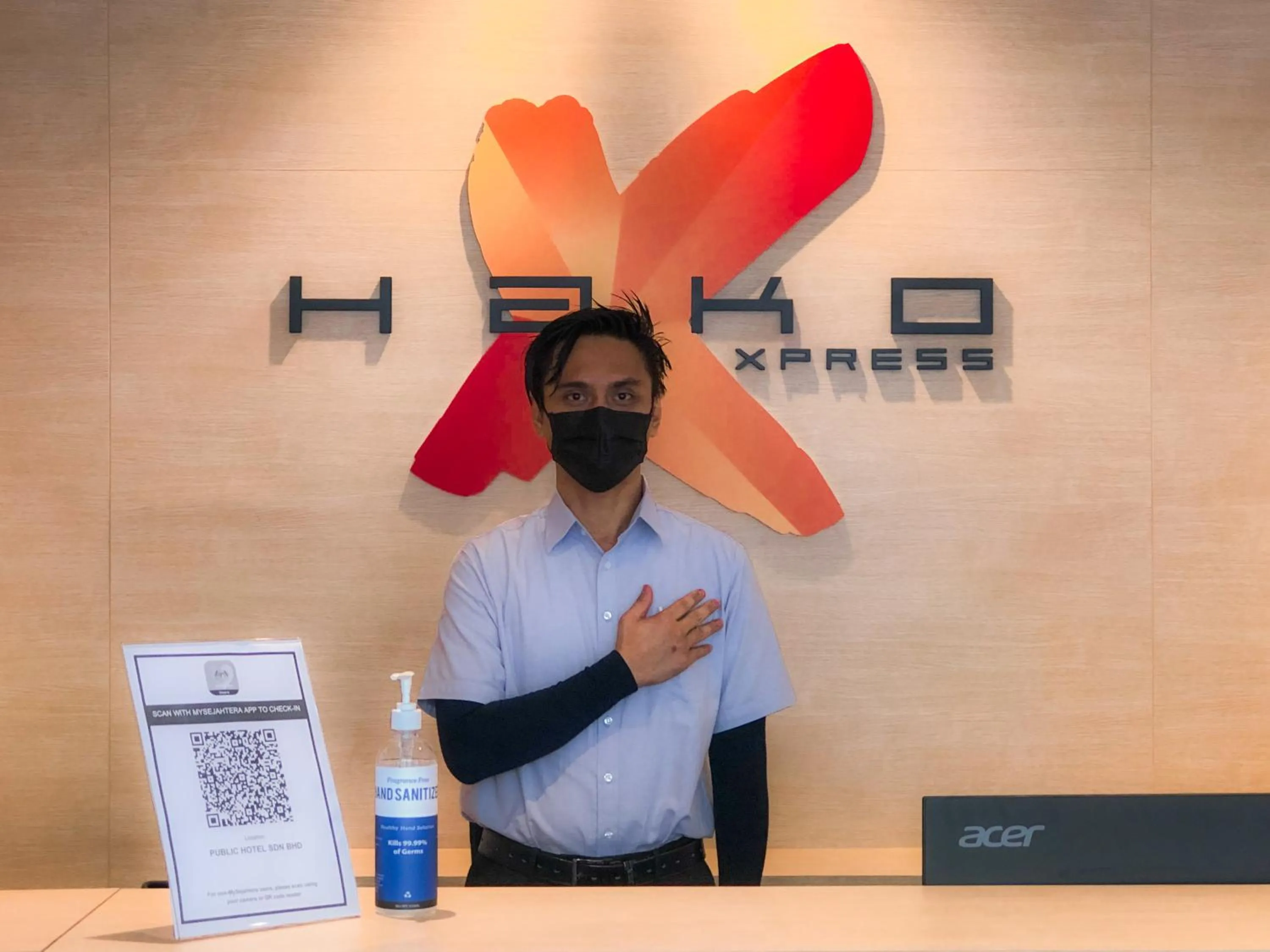 Lobby or reception in HAKO XPRESS TMN SKUDAI BARU