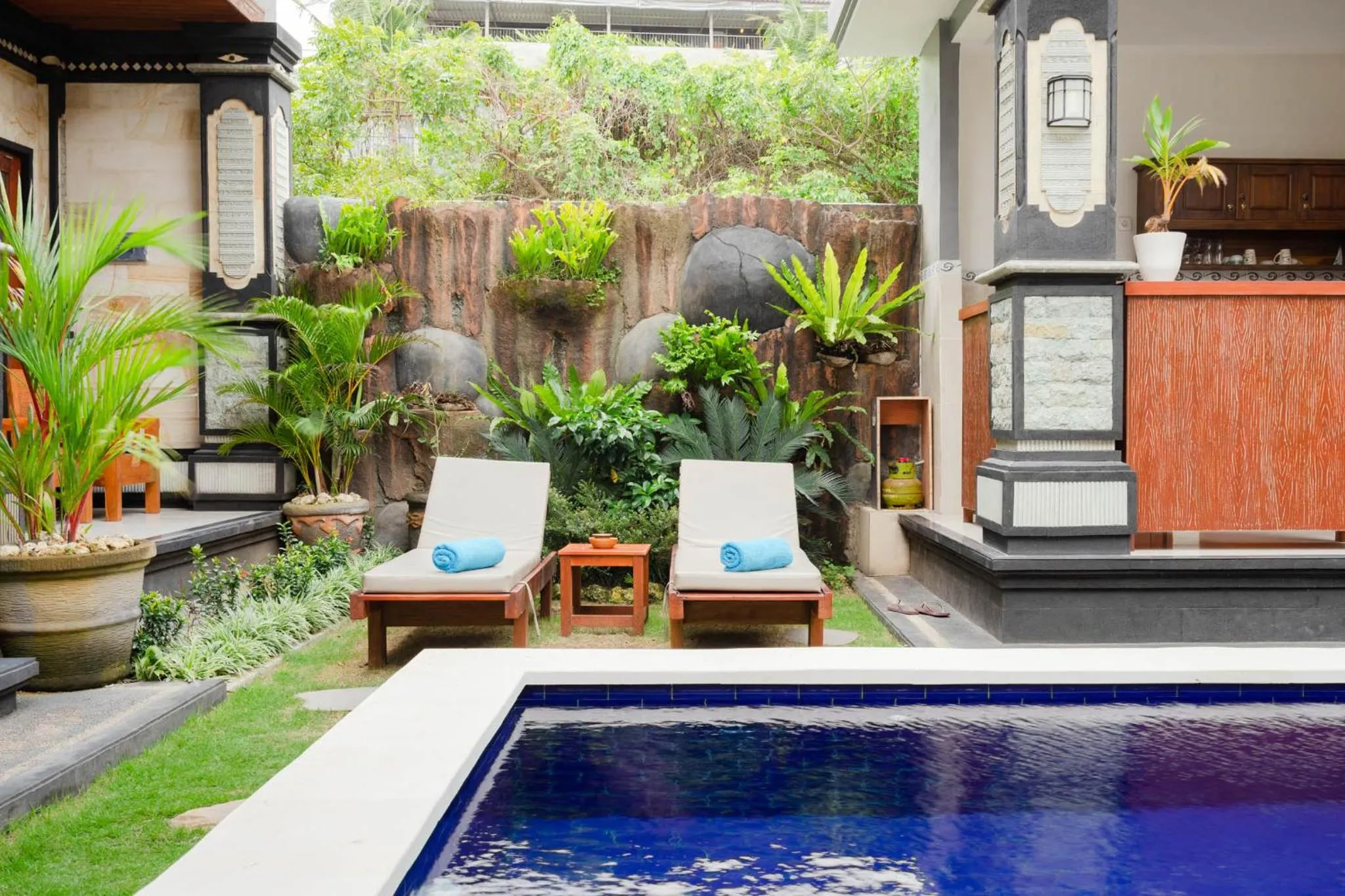 Patio in Prama Beach Canggu by The Loka