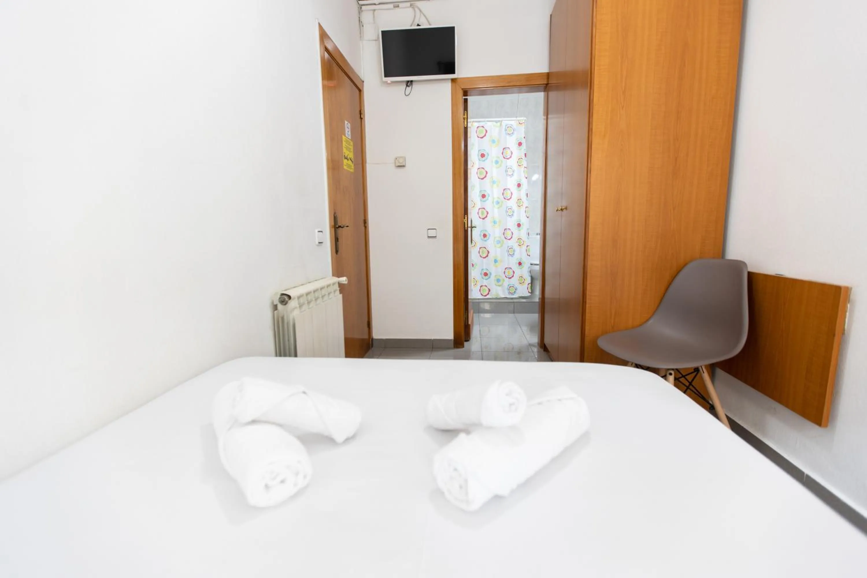 Bed in Pensión Galicia