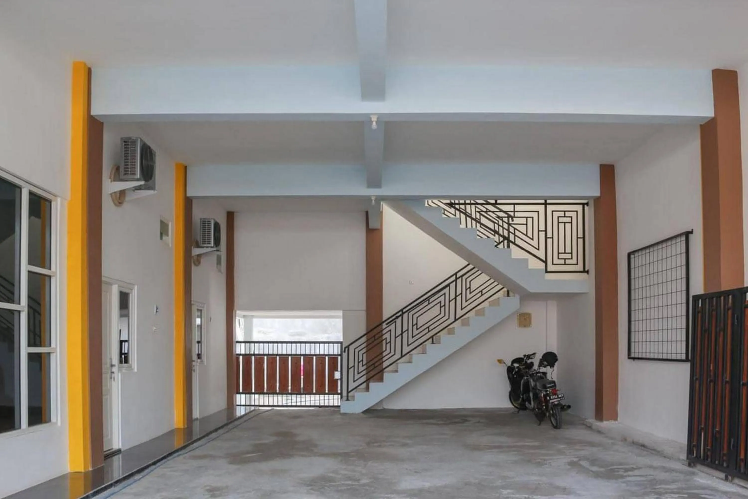 Property building in RedDoorz Syariah near Suncity Mall Madiun