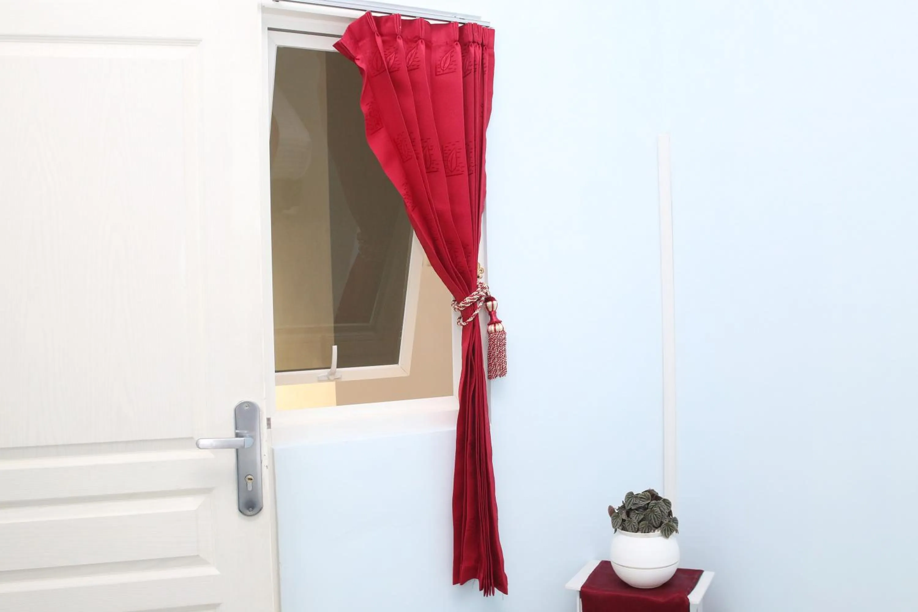 RedDoorz Syariah near Suncity Mall Madiun