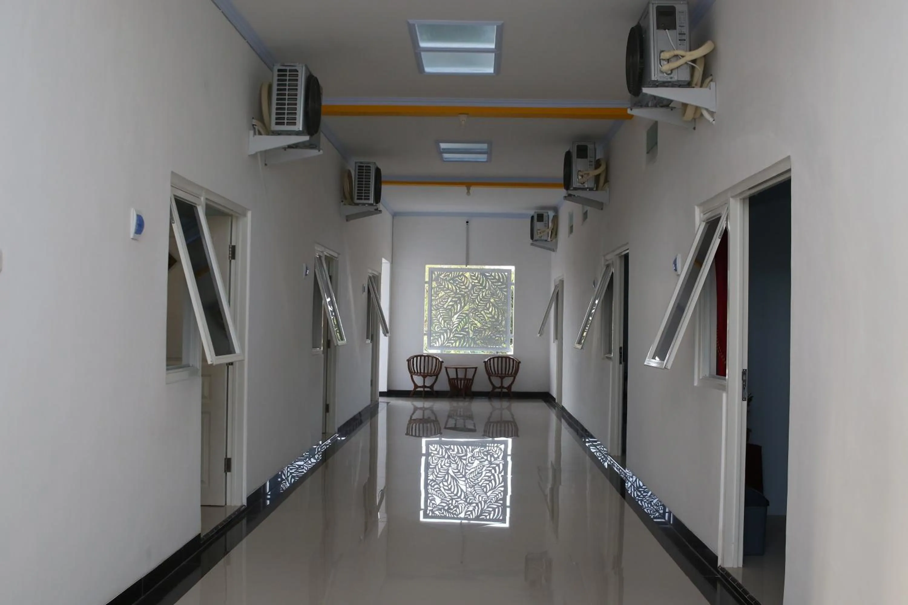 RedDoorz Syariah near Suncity Mall Madiun