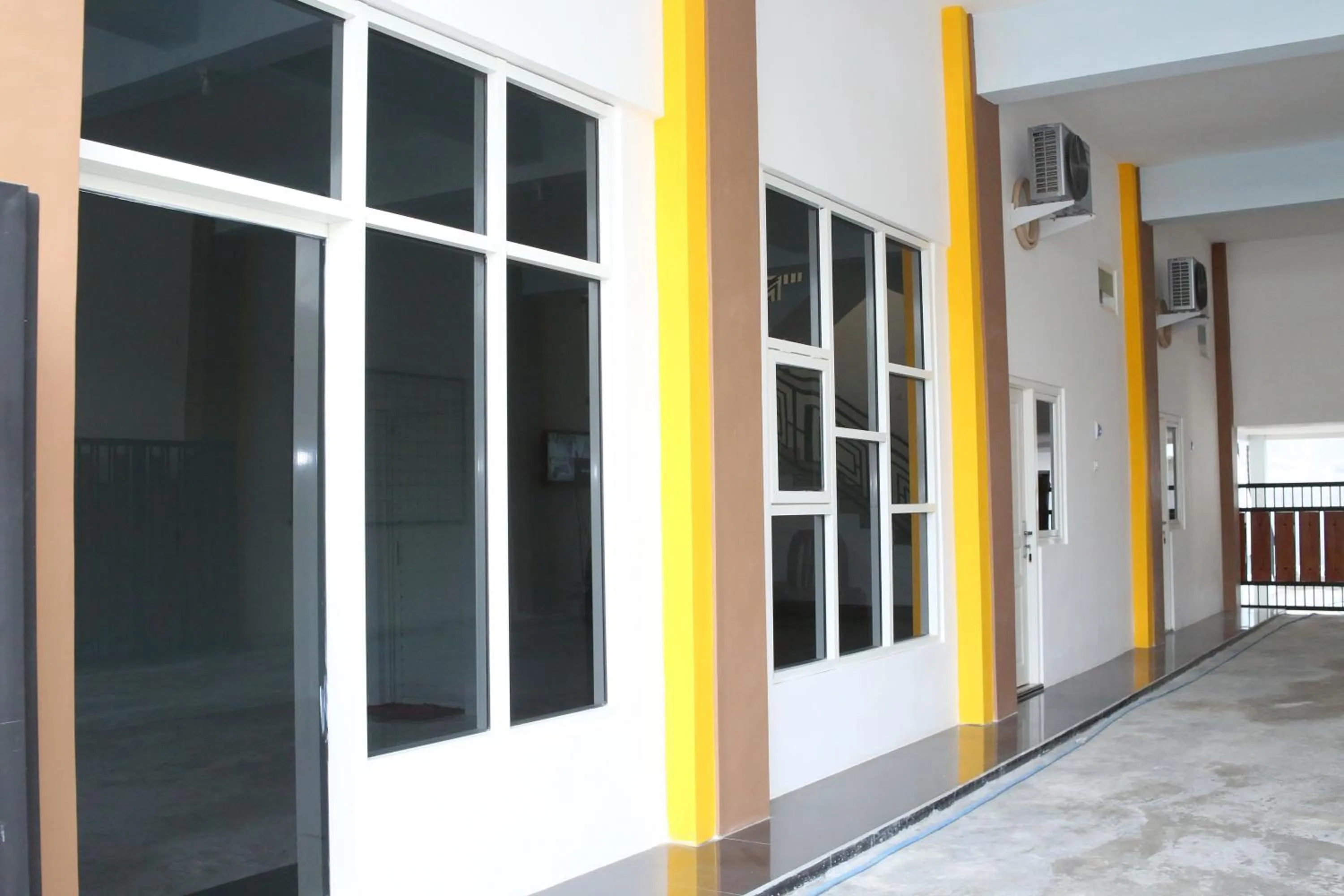 RedDoorz Syariah near Suncity Mall Madiun