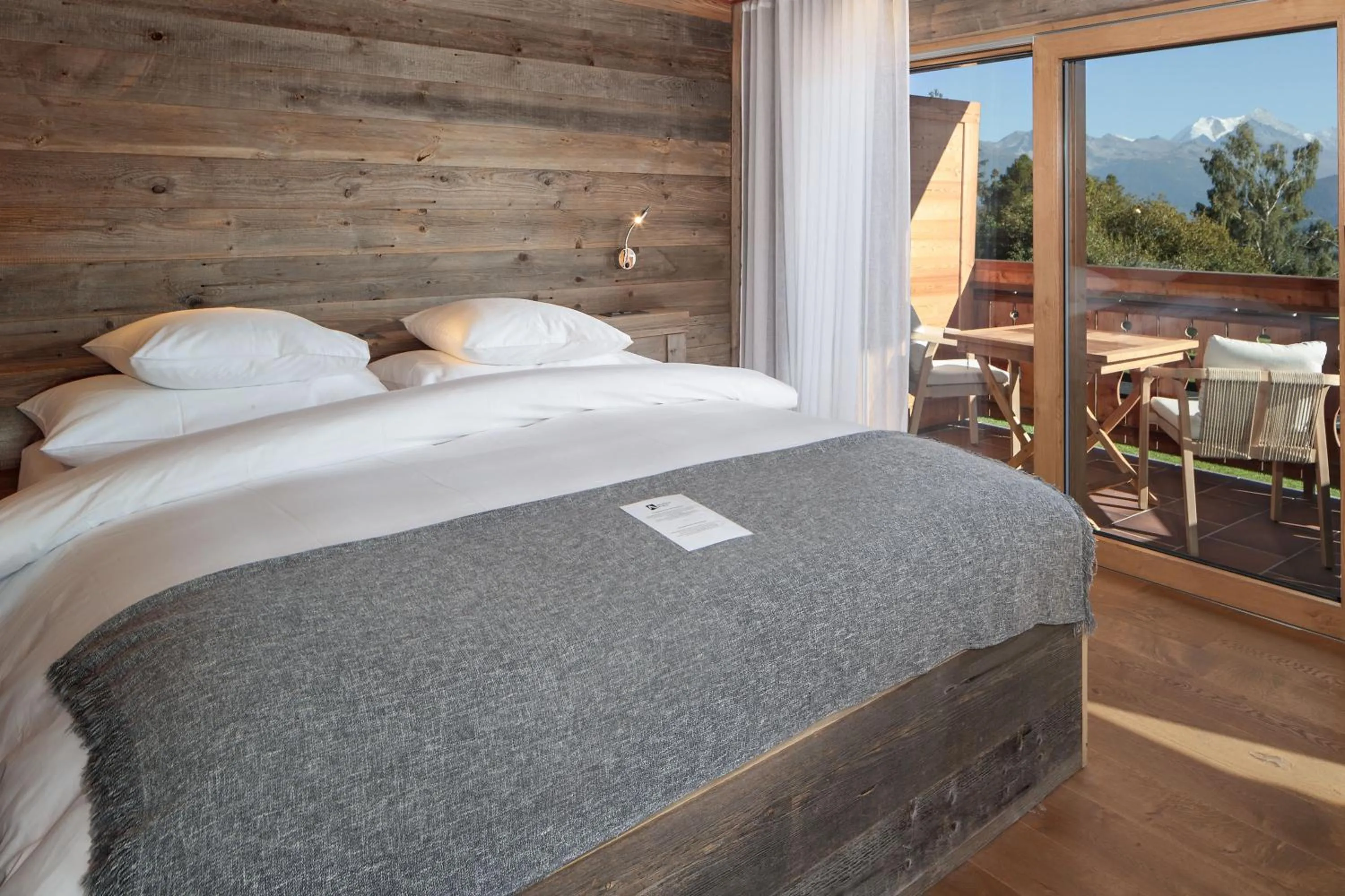 Bedroom, Bed in Aïda Hôtel & Spa - "Adults Only" Relais & Châteaux