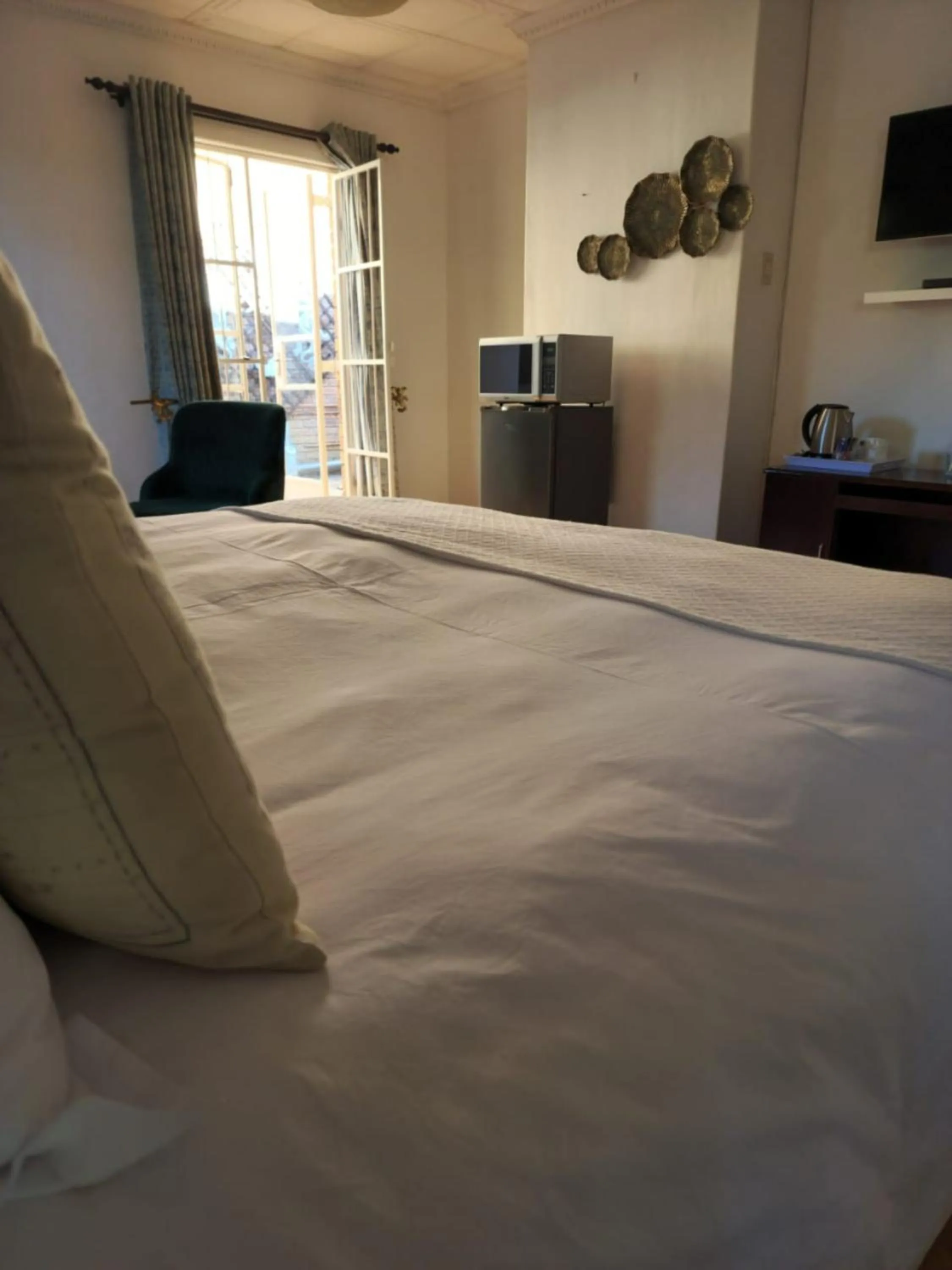 Bedroom, Bed in The Hills Guest House