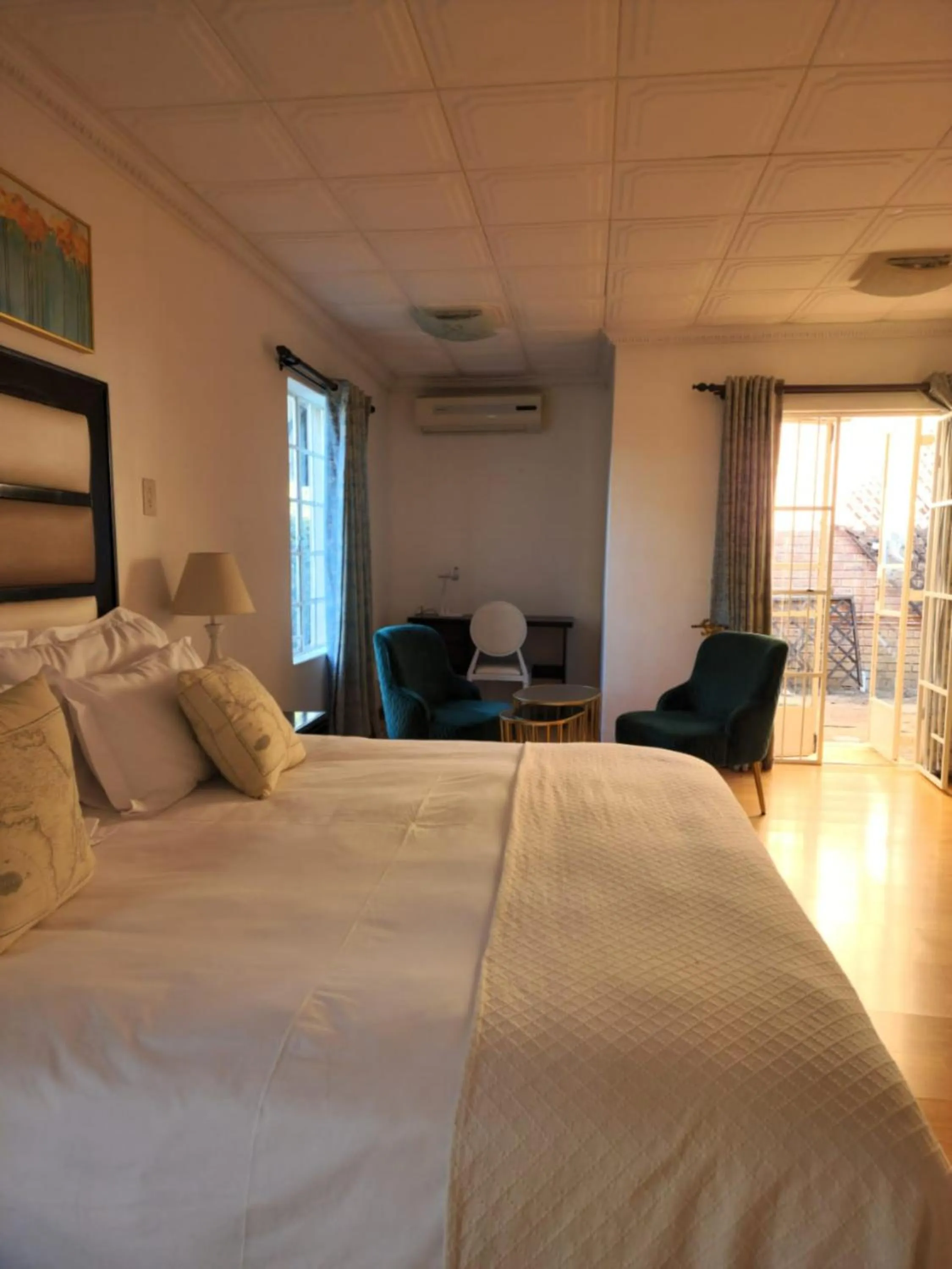 Bedroom, Bed in The Hills Guest House