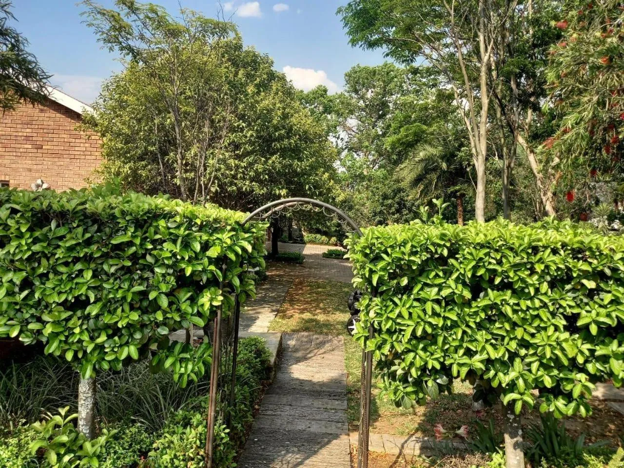 Facade/entrance in The Hills Guest House