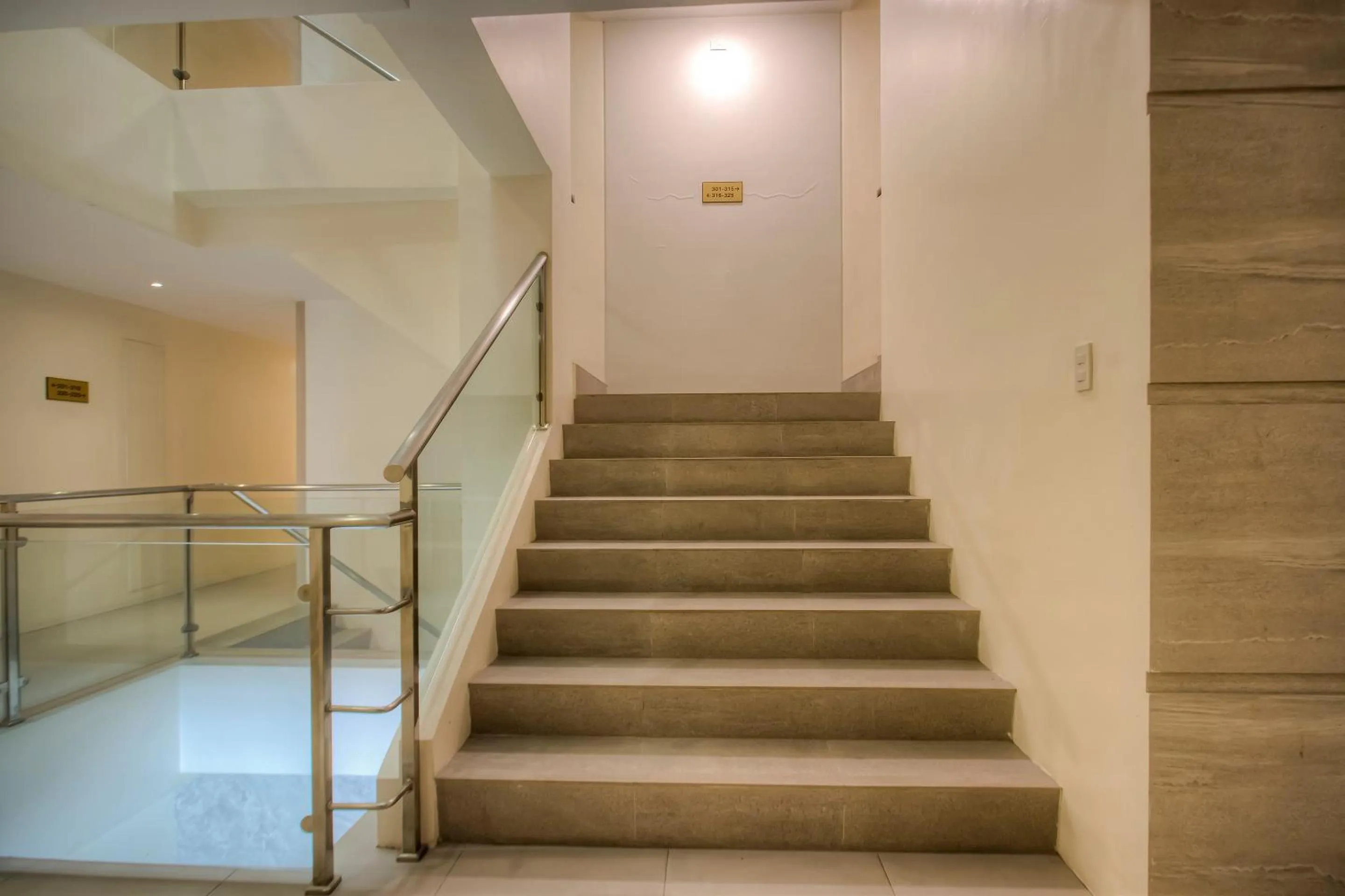 Lobby or reception in Capital O 827 Speciale Hotel