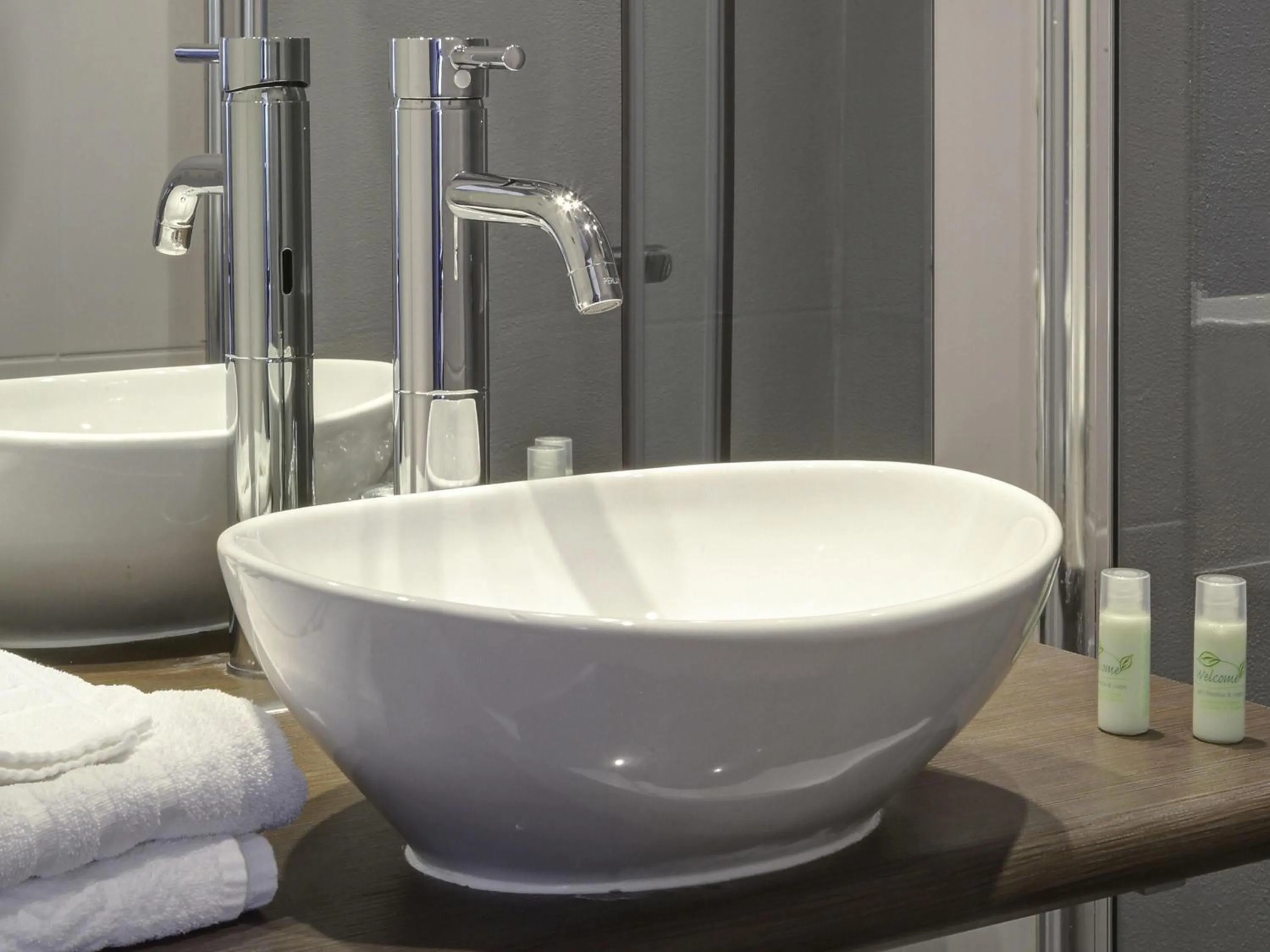 Bedroom in Ibis Styles Toulouse Blagnac Aéroport