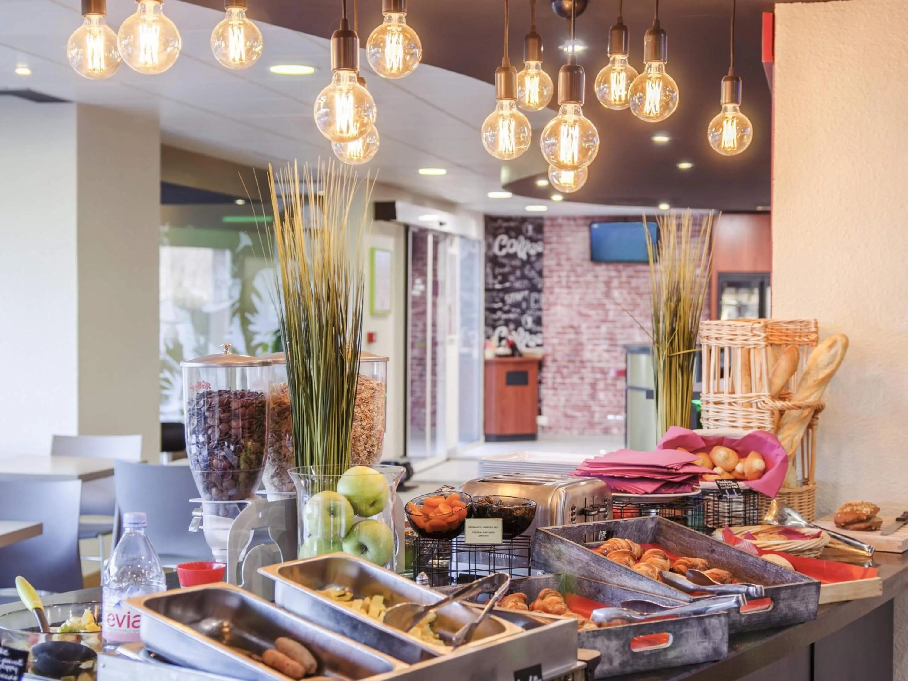 Breakfast in Ibis Styles Toulouse Blagnac Aéroport