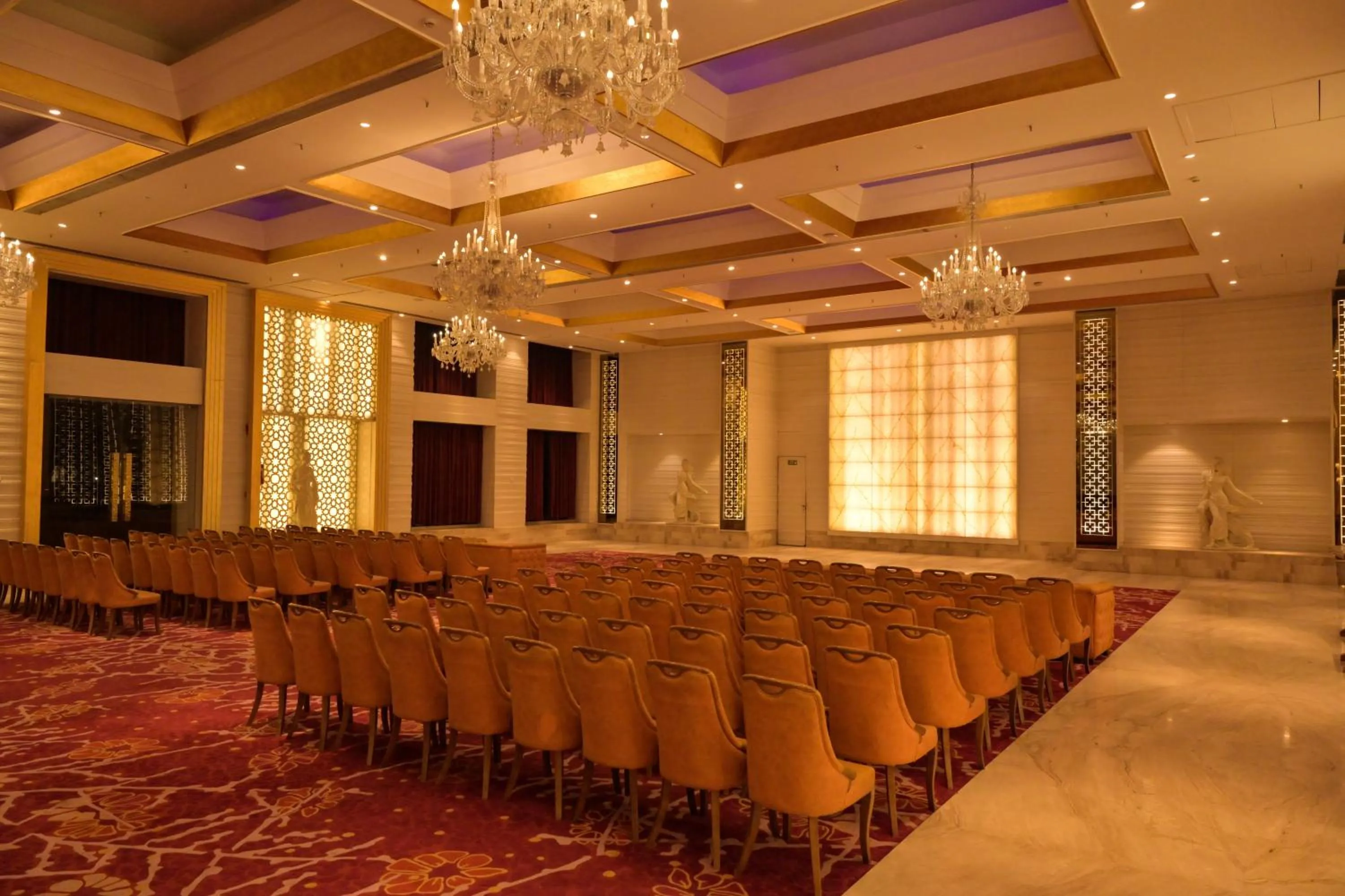 Banquet/Function facilities in Stardom Resort Jaipur