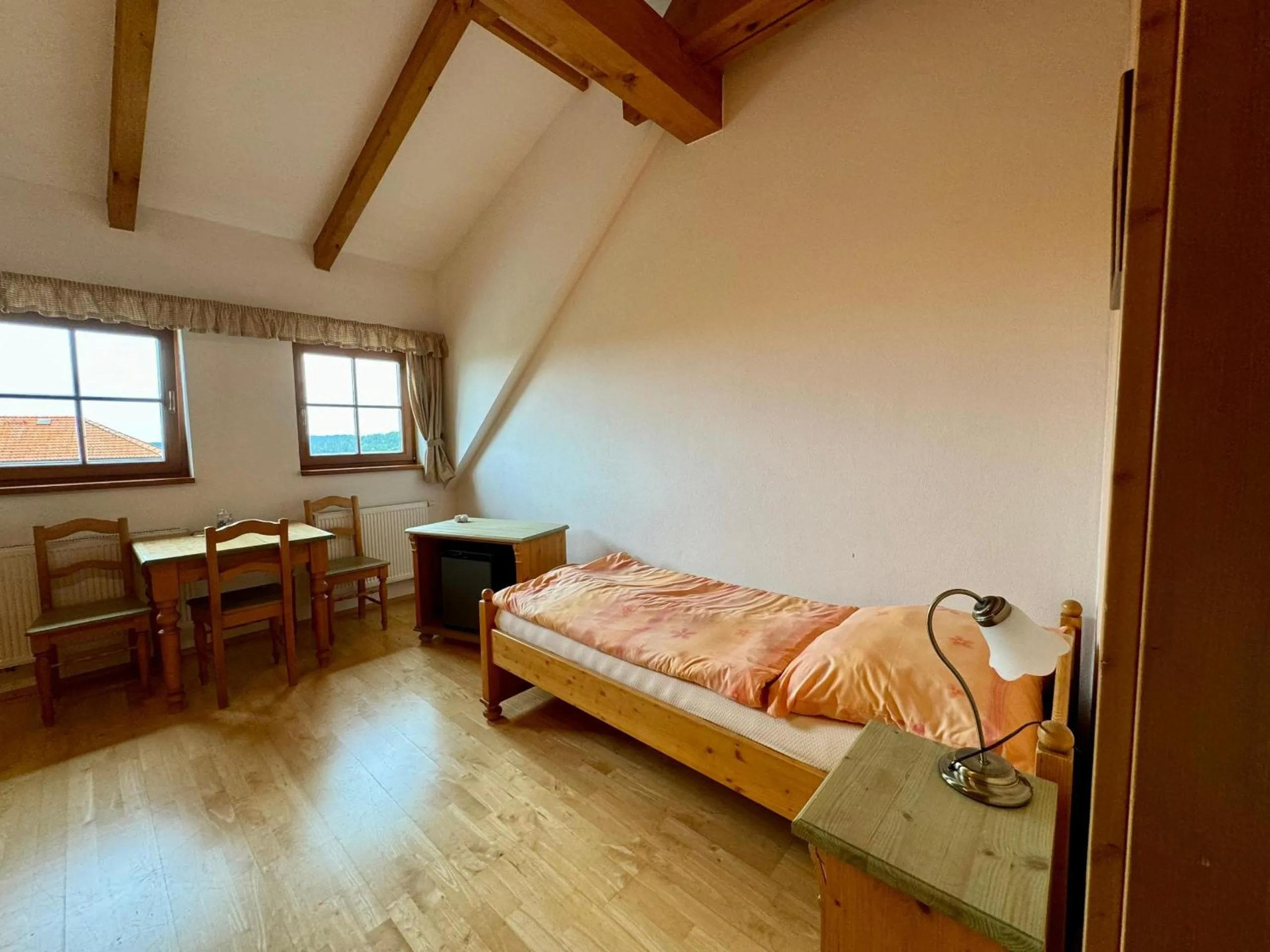 Bed in Hotelový a jezdecký areál Dvůr Krutěnice