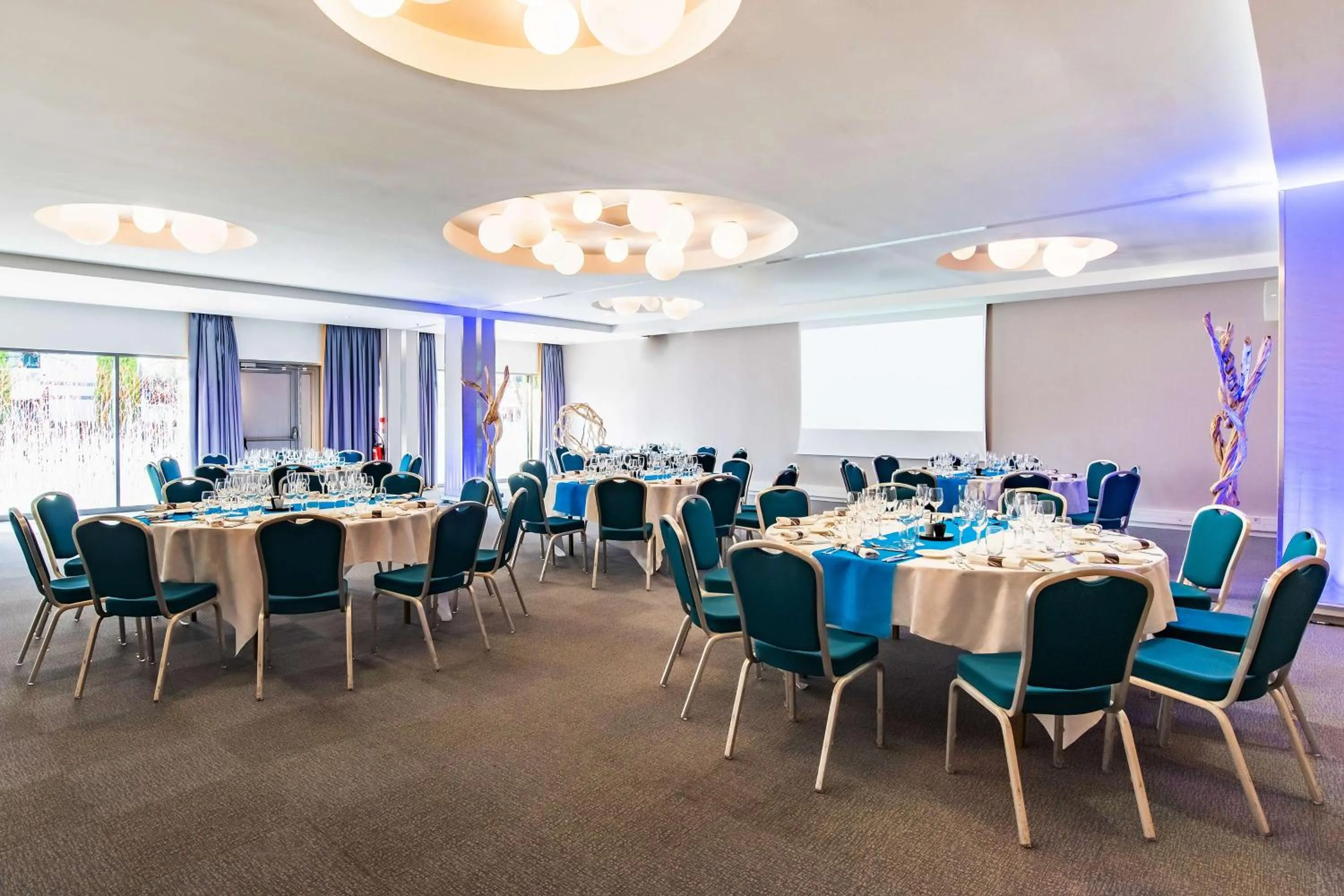 Meeting/conference room in Radisson Blu Hotel Toulouse Airport