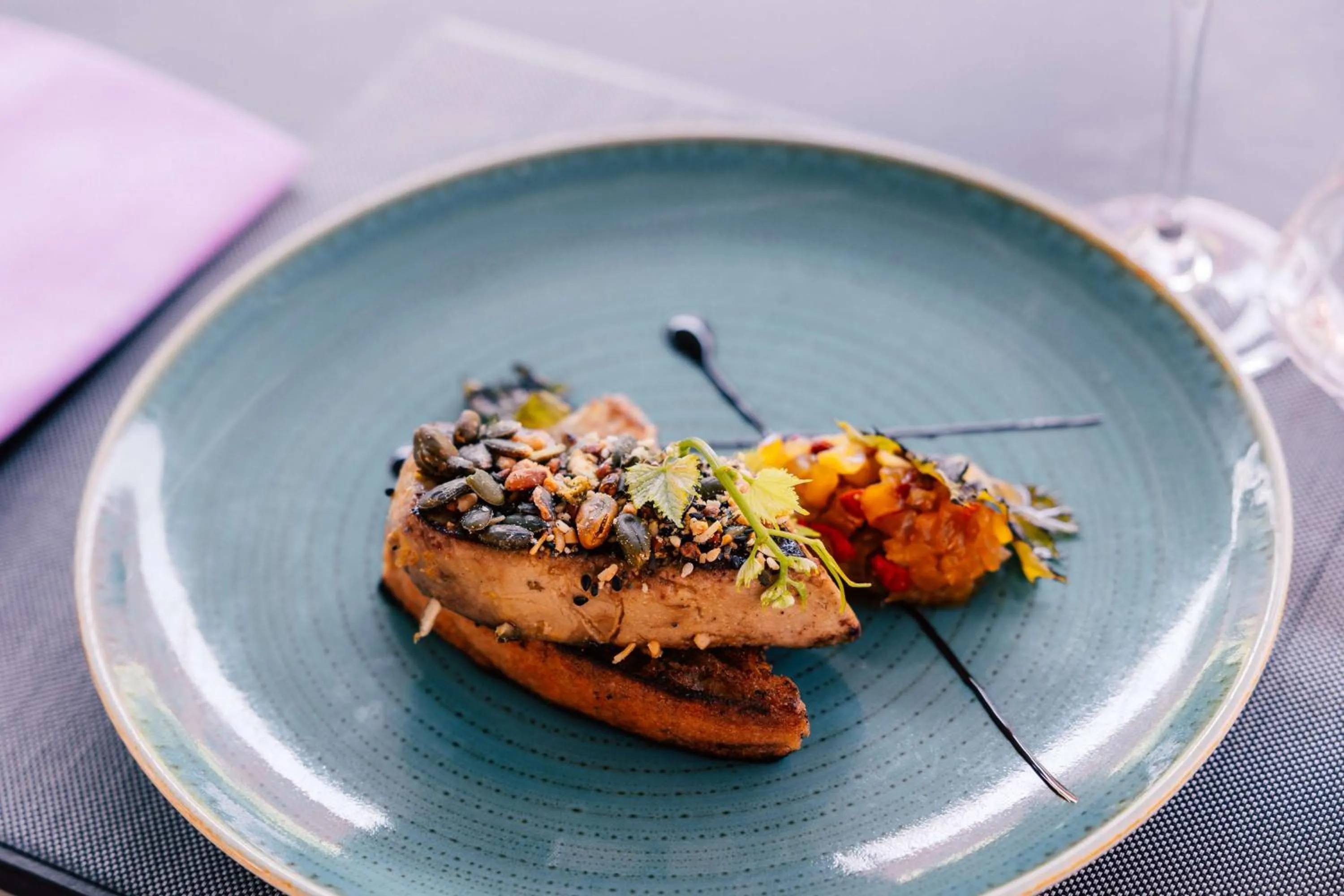 Restaurant/places to eat in Radisson Blu Hotel Toulouse Airport