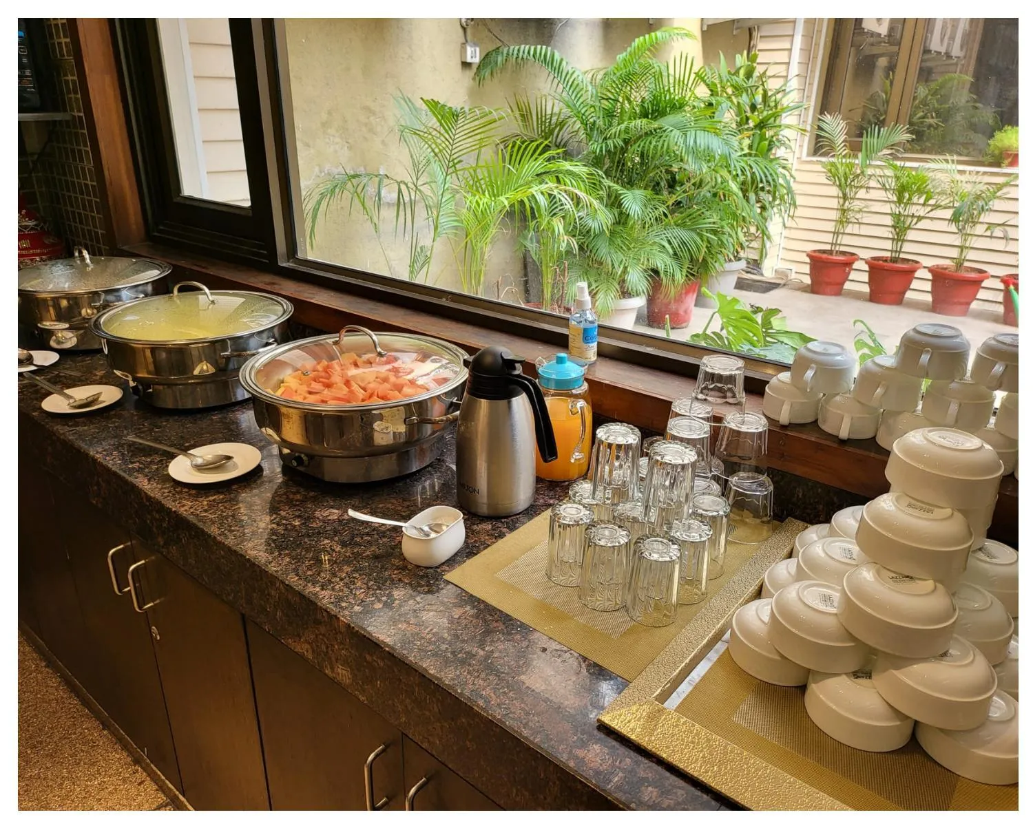 Coffee/tea facilities in UDS Villa - Next to VFS, Walking to Connaught Place