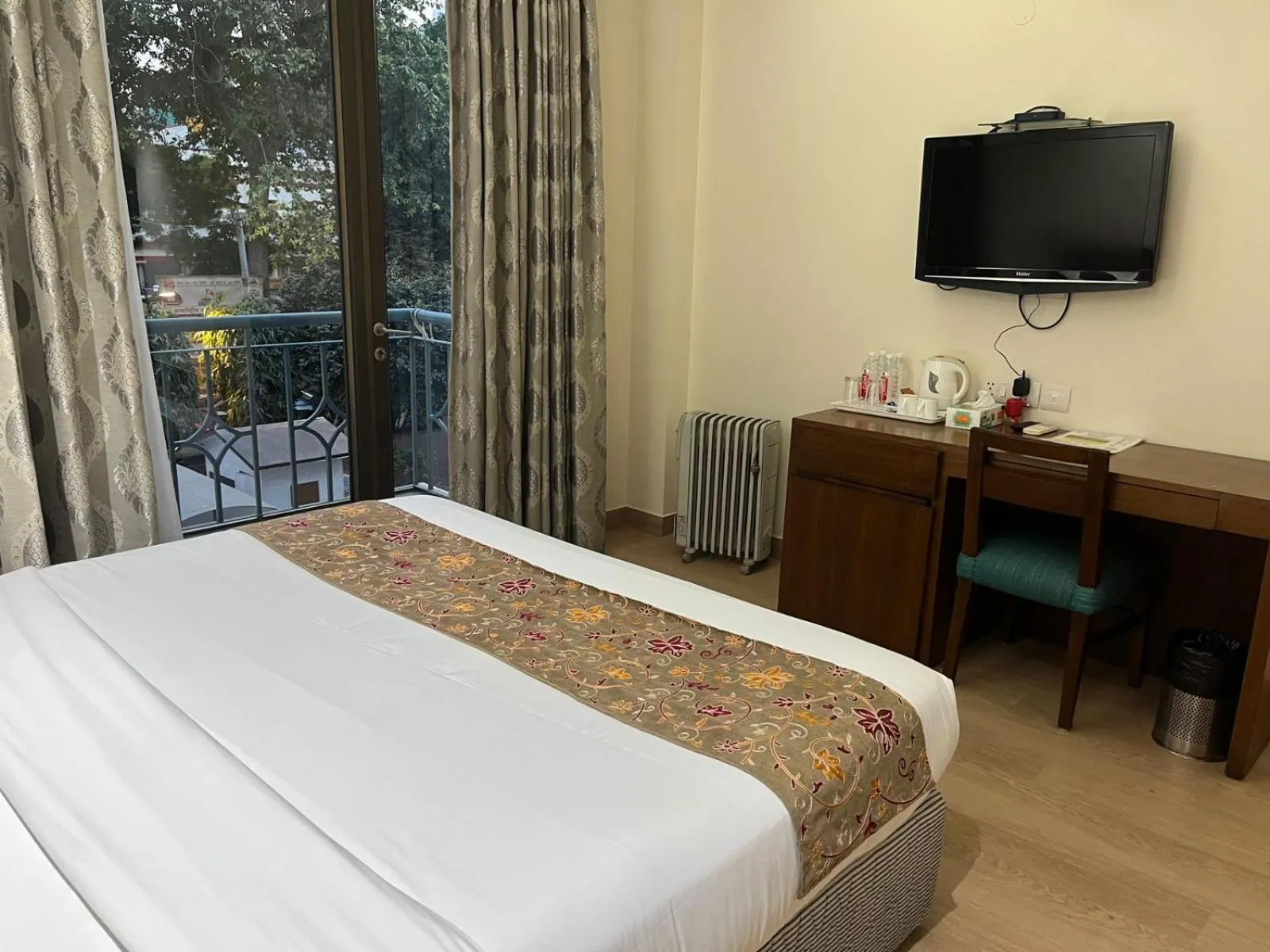 Bed in UDS Villa Scandinavian - Next to VFS, Walking to Connaught Place