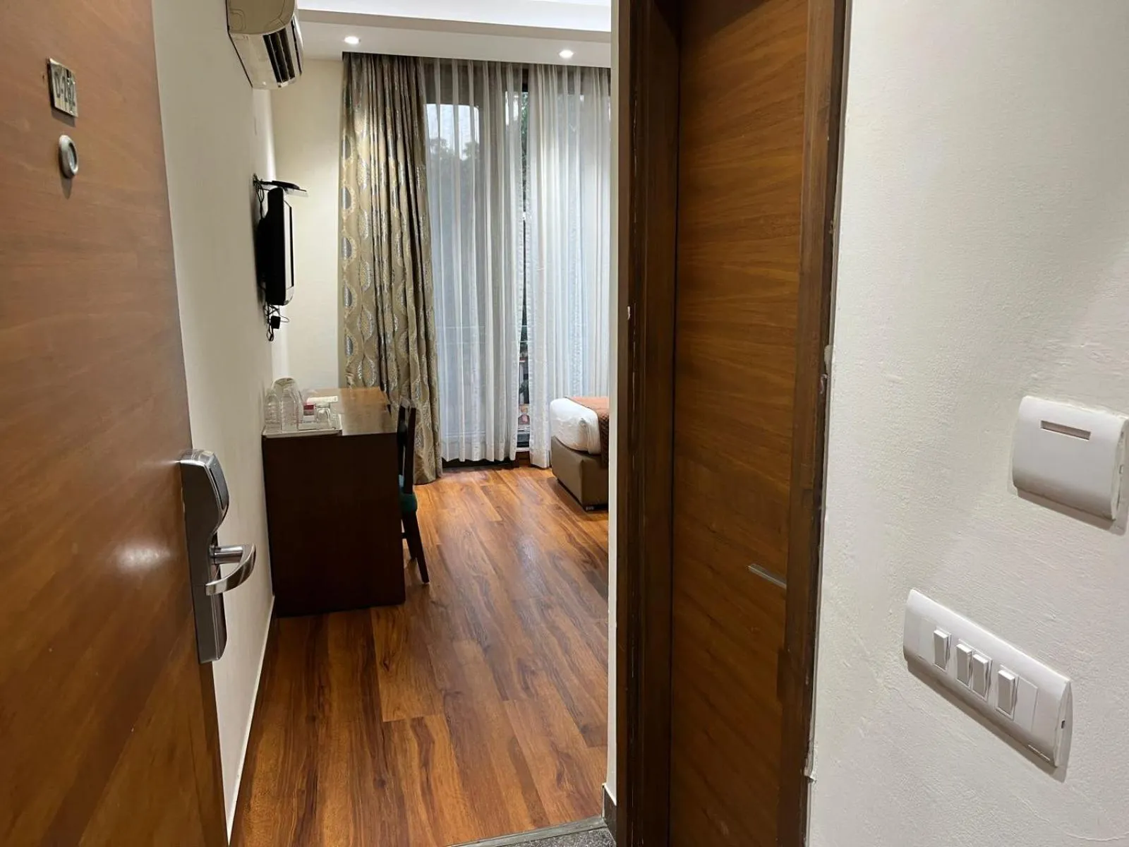 Bed in UDS Villa Scandinavian - Next to VFS, Walking to Connaught Place