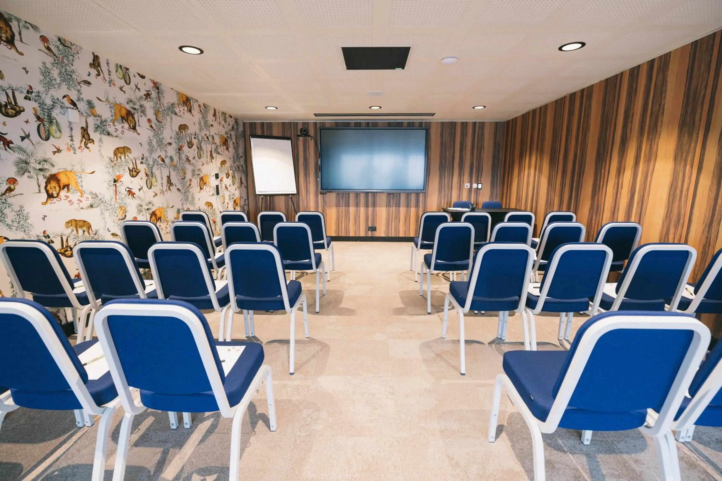 Banquet/Function facilities in KOPSTER Hotel Residence Paris Ouest Colombes