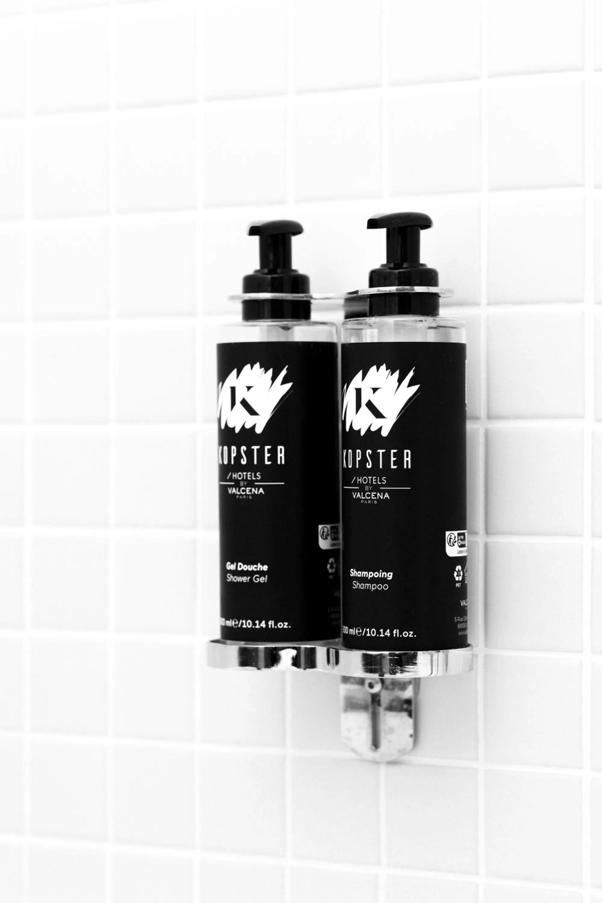 Bathroom in KOPSTER Hotel Residence Paris Ouest Colombes