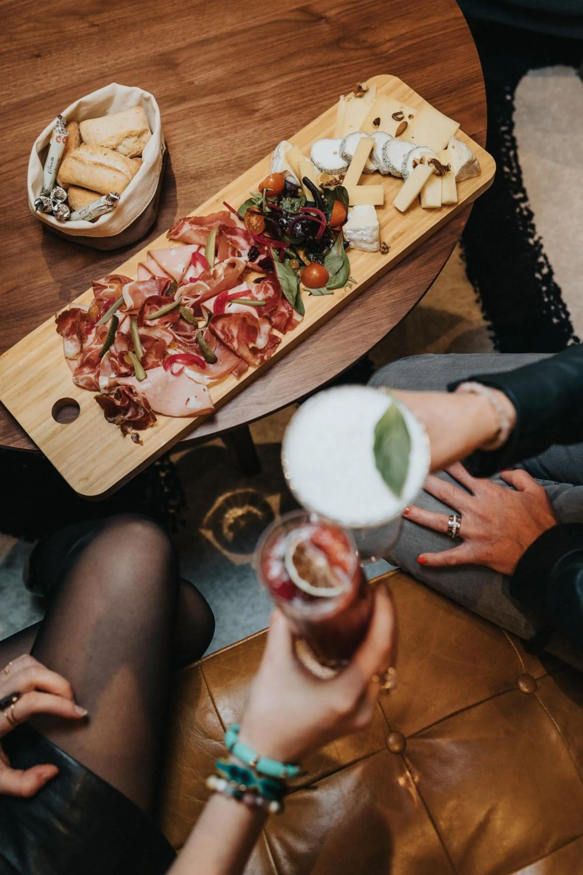 Lounge or bar in KOPSTER Hotel Residence Paris Ouest Colombes