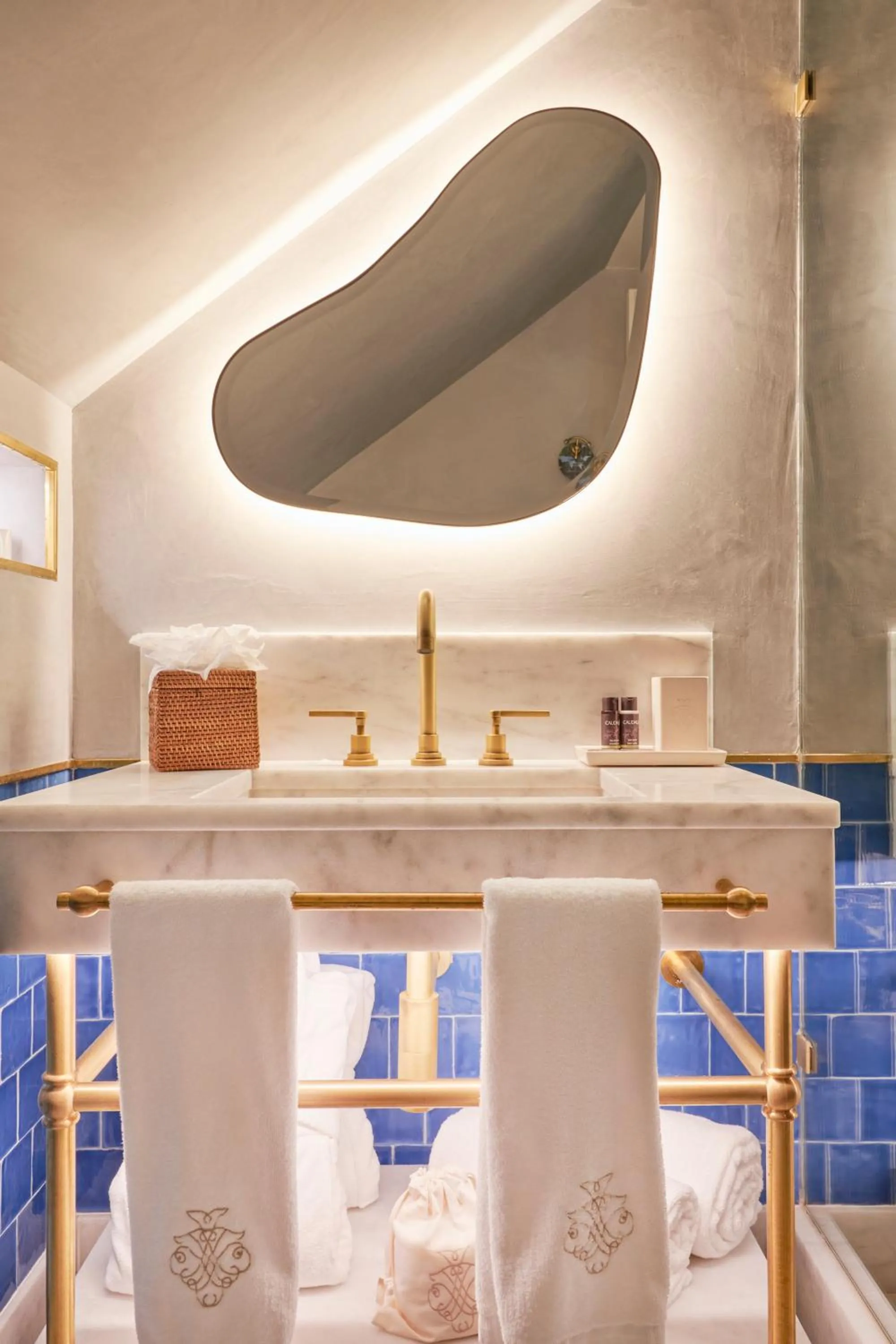 Bathroom in Palácio Ludovice Wine Experience Hotel