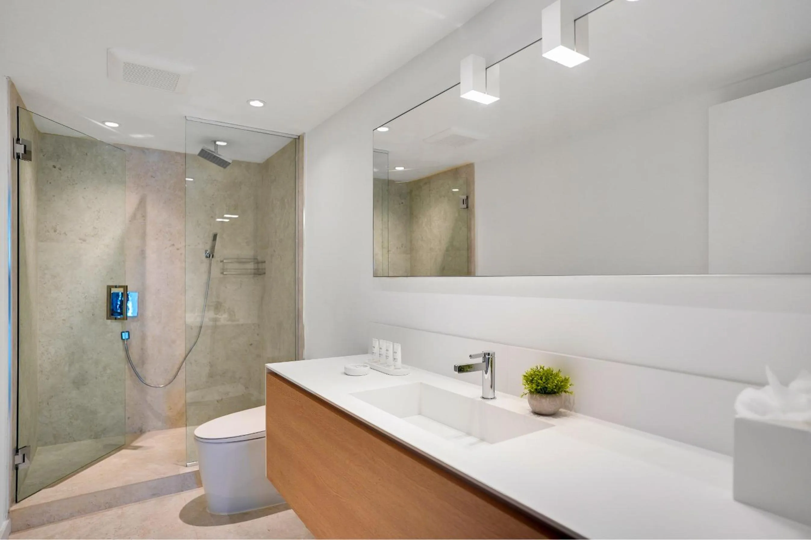 Bathroom in Beach Haus Bal Harbour