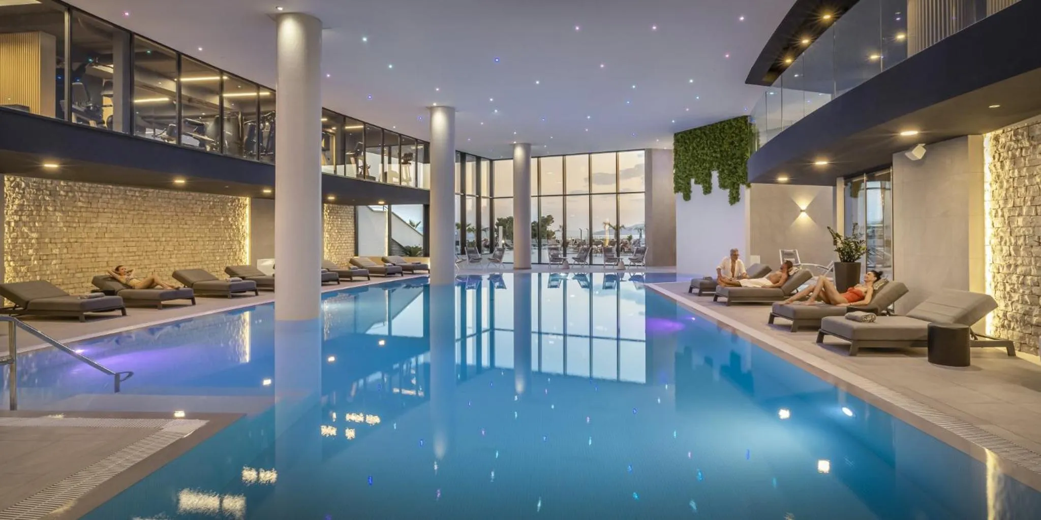 Pool view in Aminess Laurel Khalani Hotel