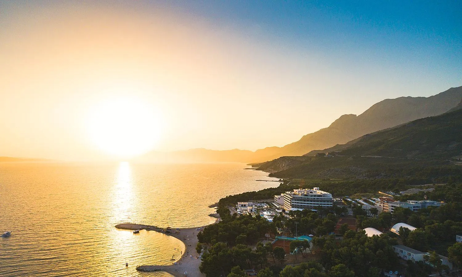 Property building in Aminess Laurel Khalani Hotel