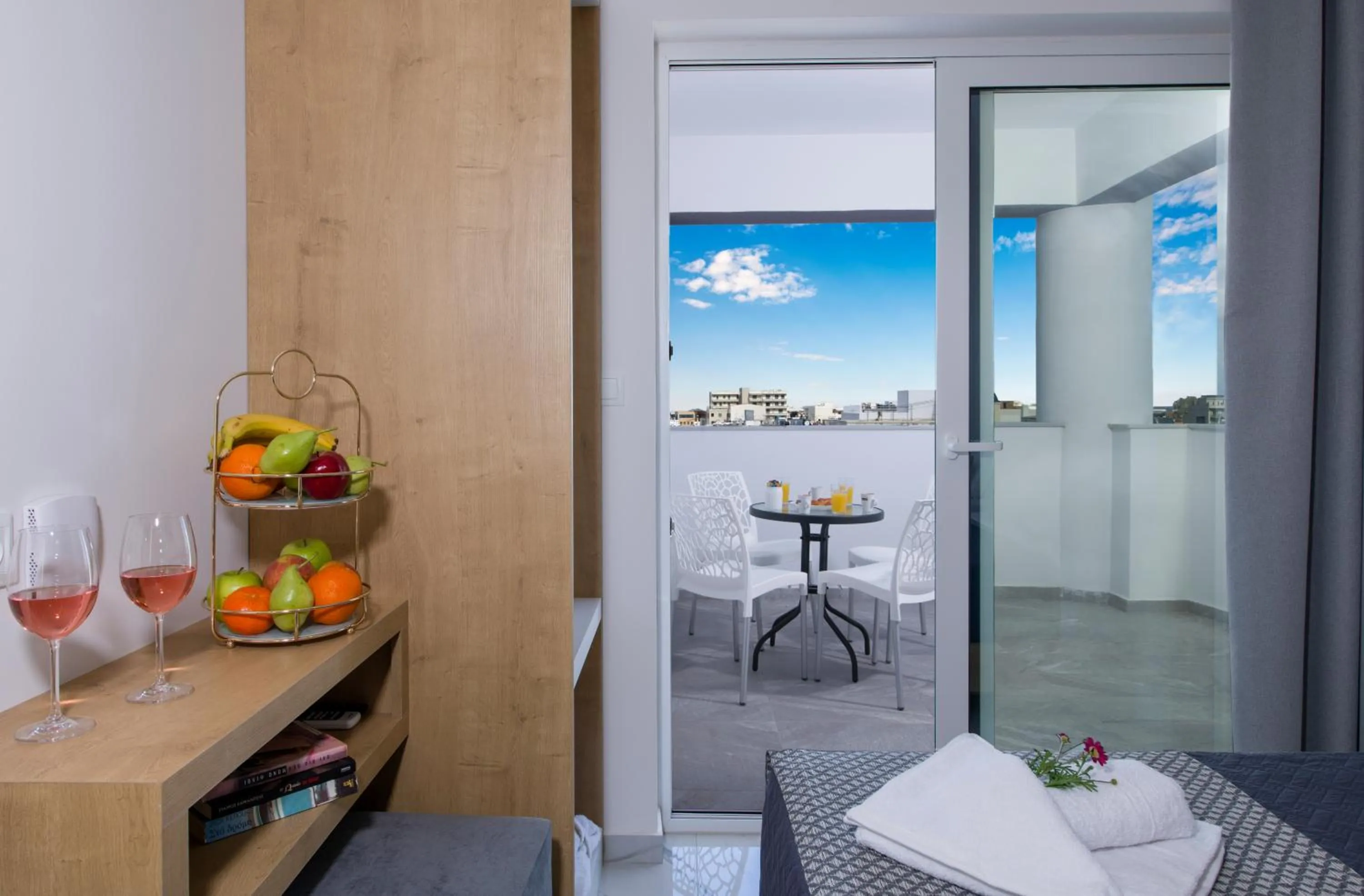 Property building in Deluxe City Hotel