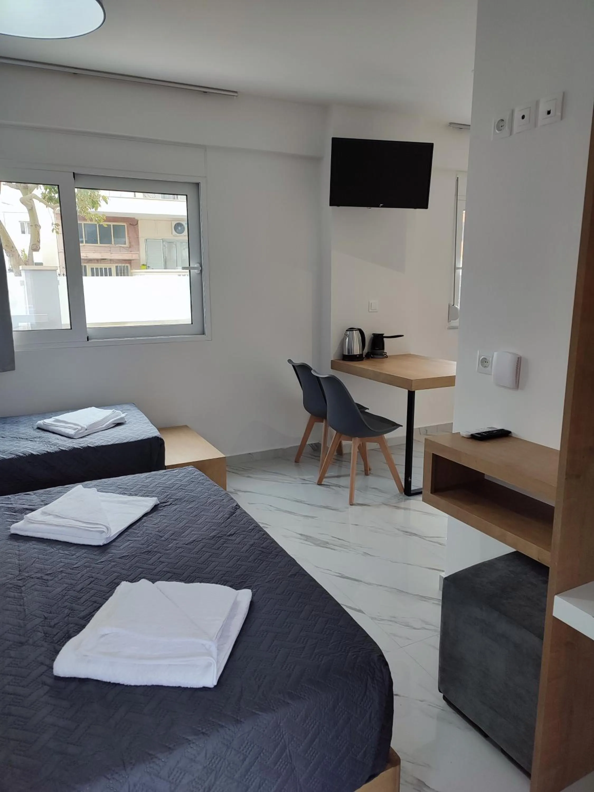 Bed in Deluxe City Hotel