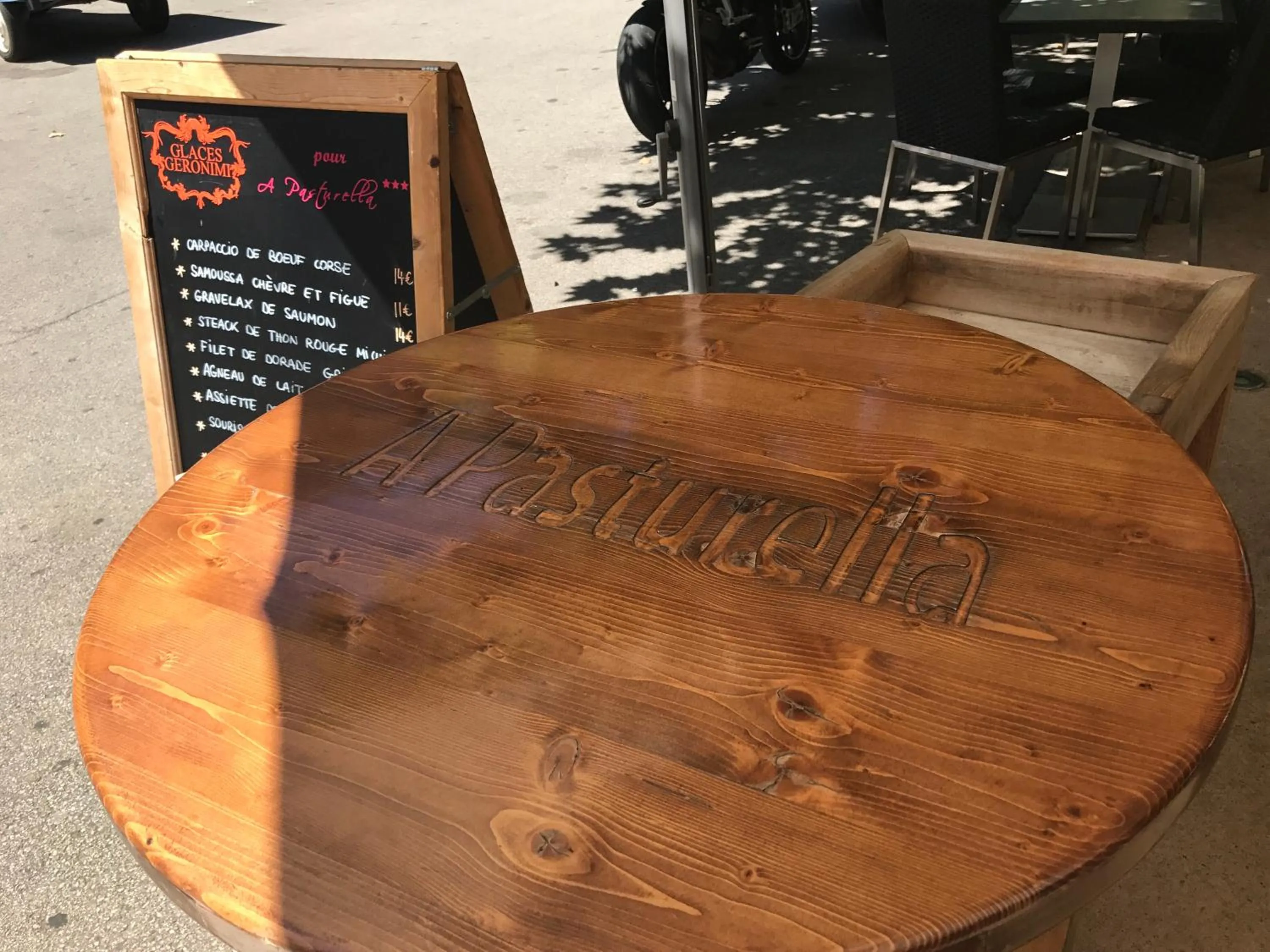 Food and drinks in A Pasturella