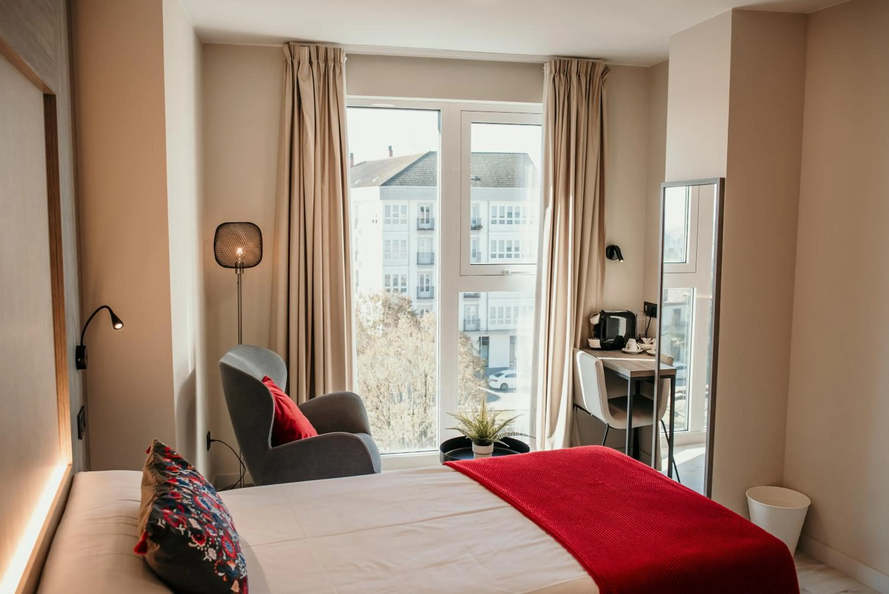 Bedroom, Bed in Hotel Lux Melide