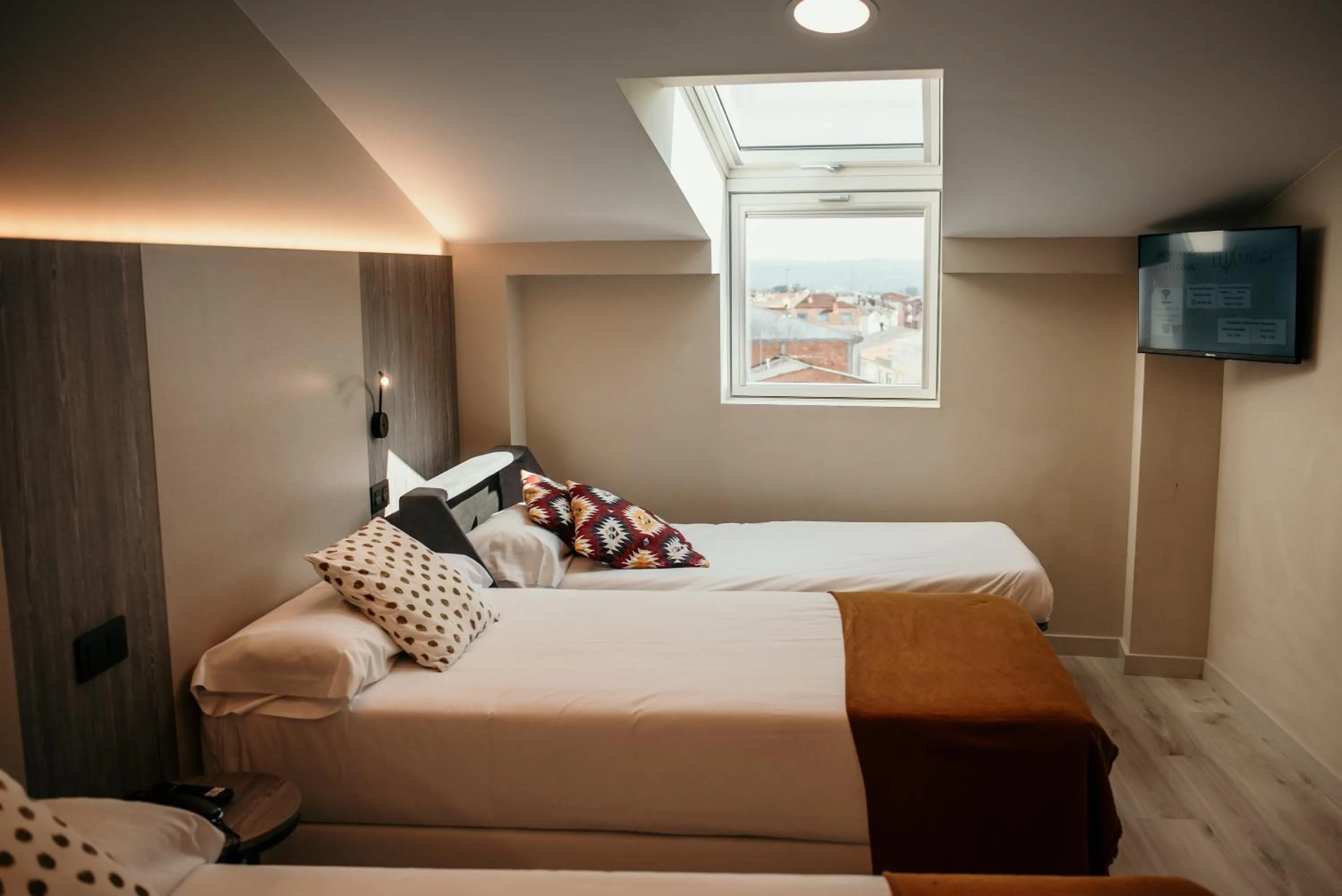 Bed in Hotel Lux Melide