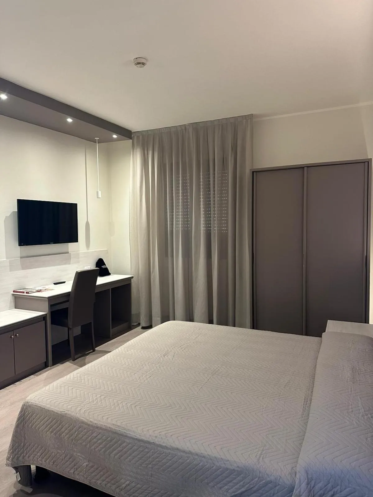 Bed in Confidence Hotel Europa