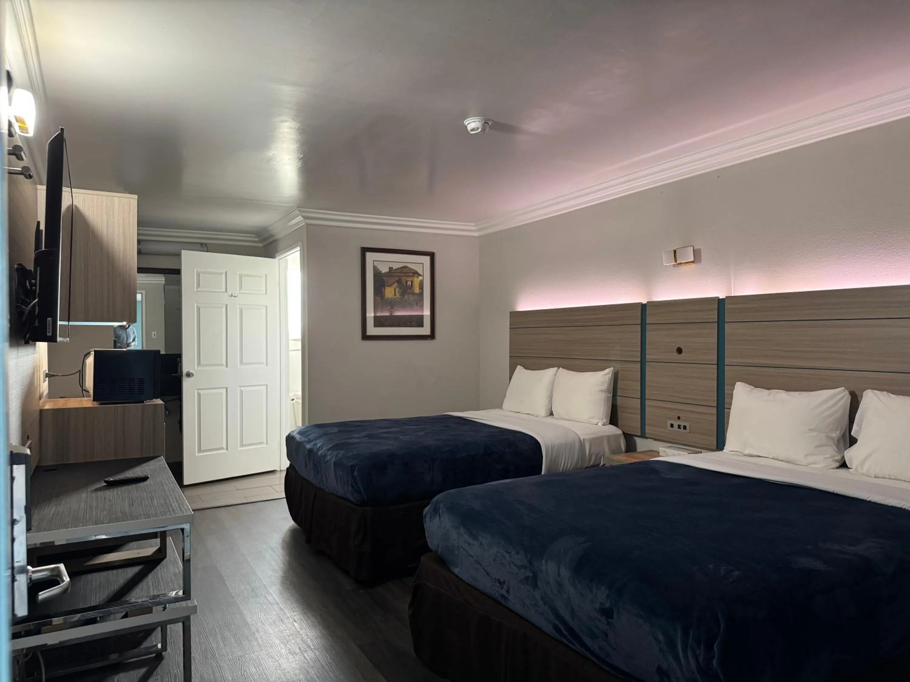 Bedroom, Bed in Rodeway Inn Ventura Midtown