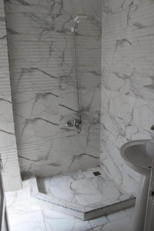 Bathroom in Sea Star